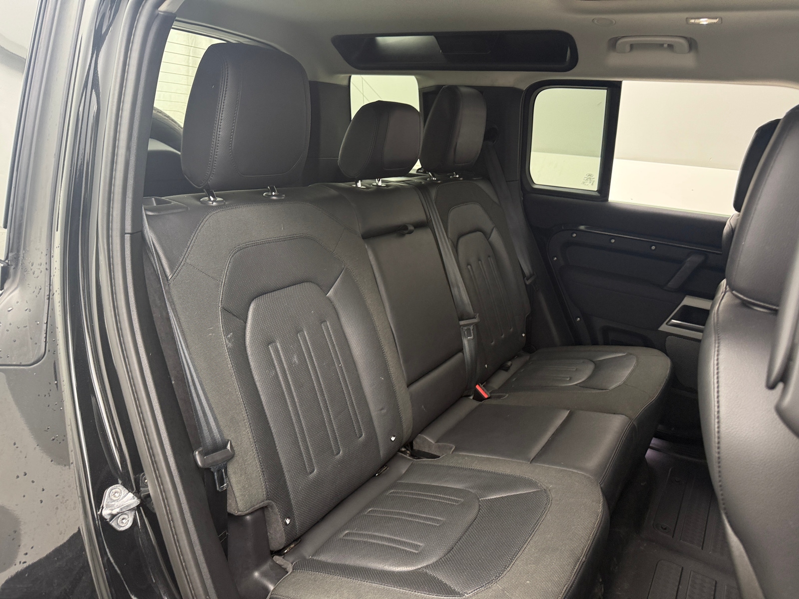 Thumbnail: 2020 Land Rover Defender - 5