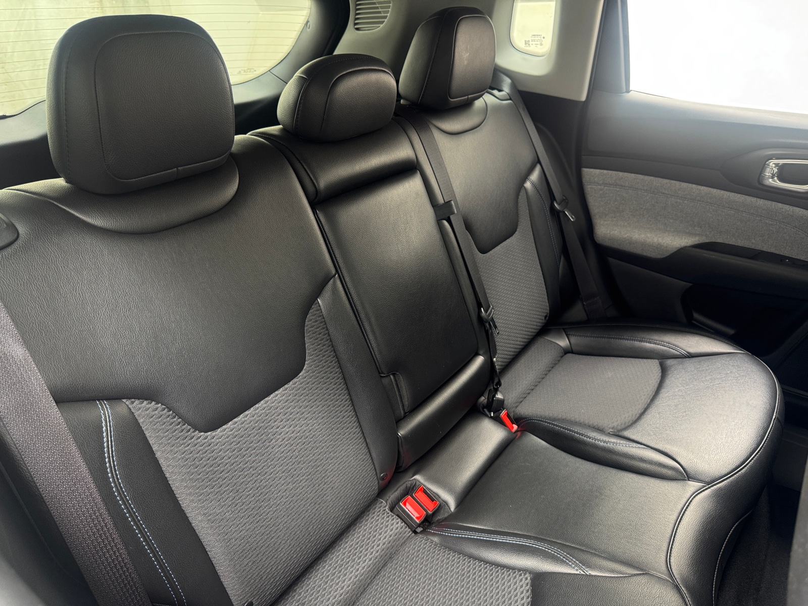 Thumbnail: 2022 Jeep Compass - 6