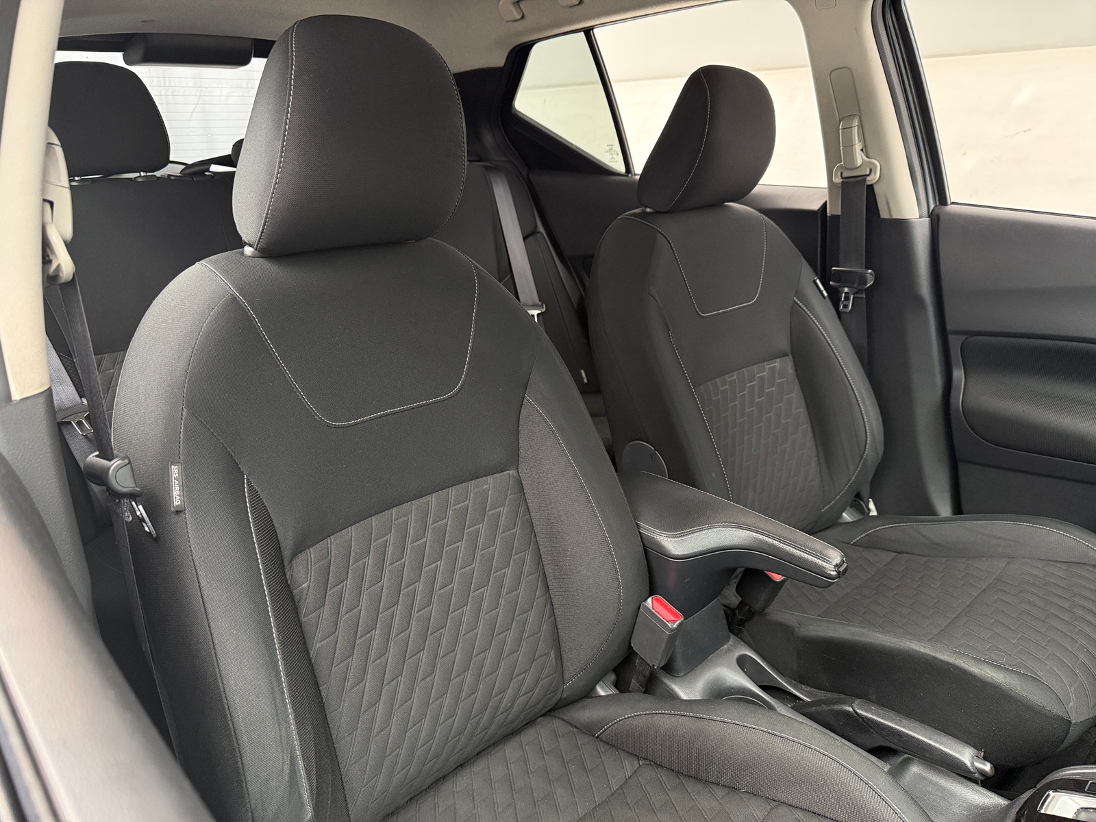 Thumbnail: 2021 Nissan Kicks - 2