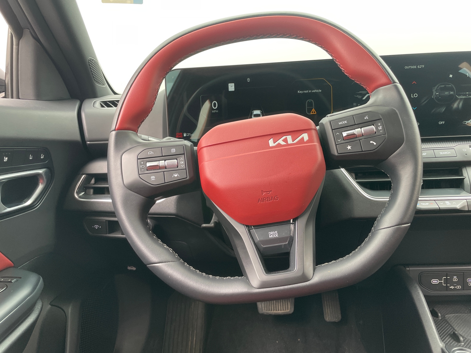 Thumbnail: 2025 Kia K4 - 5
