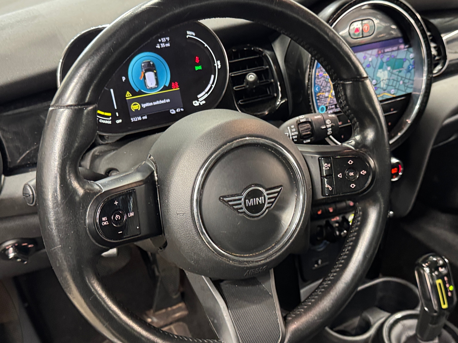 Thumbnail: 2022 MINI Cooper Hardtop - 4