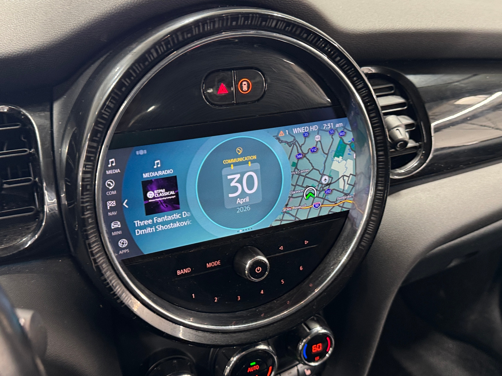 Thumbnail: 2022 MINI Cooper Hardtop - 3