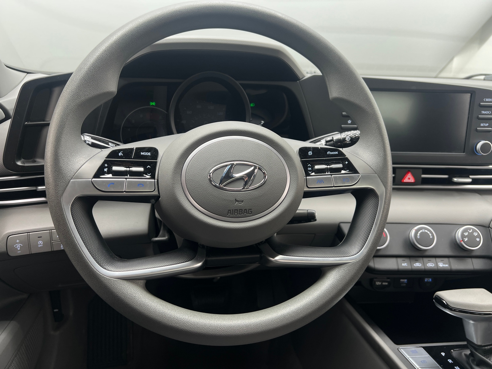 Thumbnail: 2023 Hyundai Elantra - 5