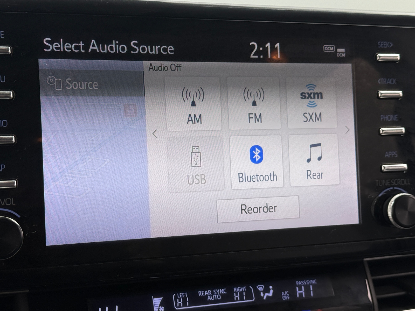 Thumbnail: 2022 Toyota Sienna - 3