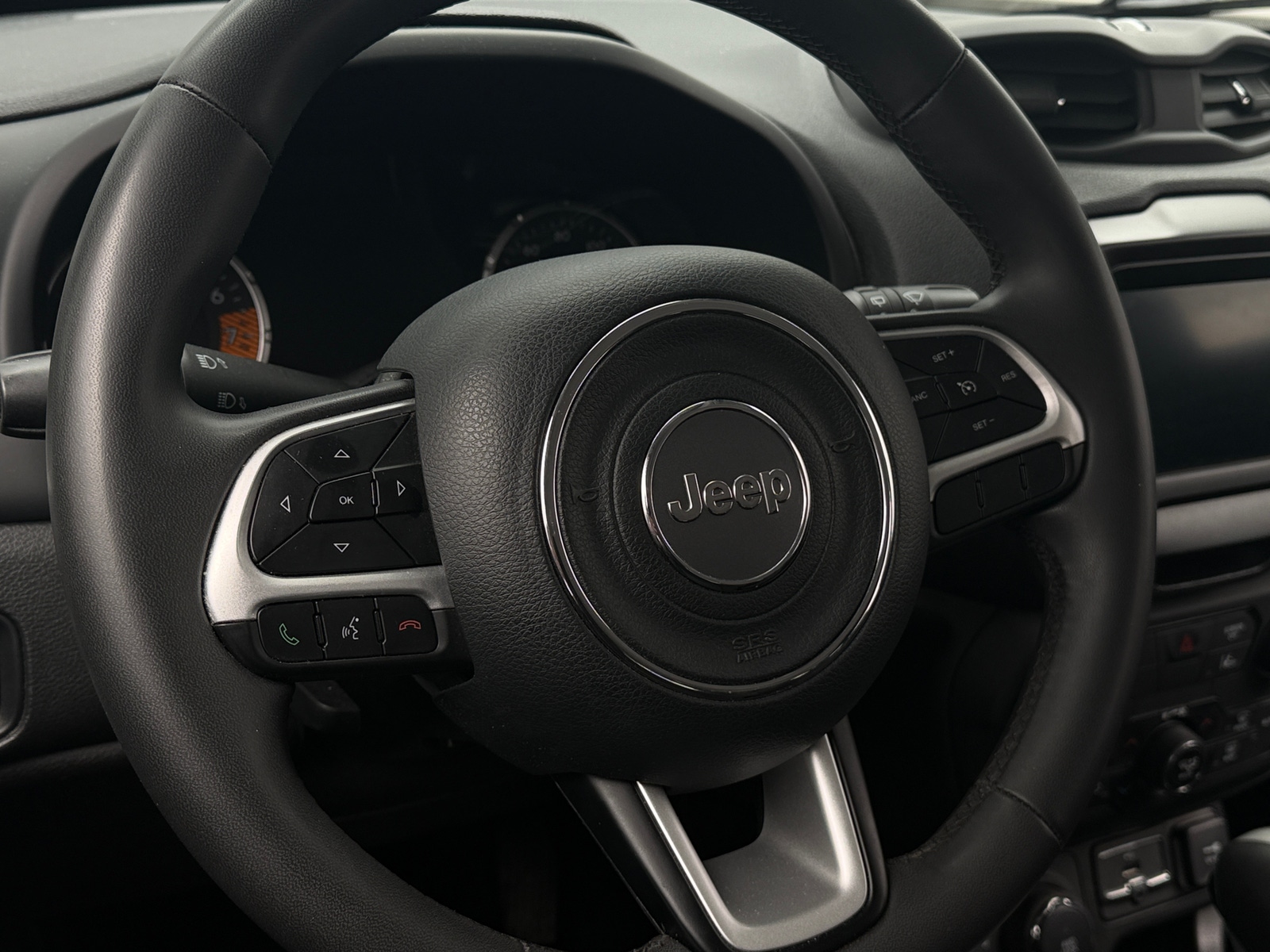 Thumbnail: 2021 Jeep Renegade - 5
