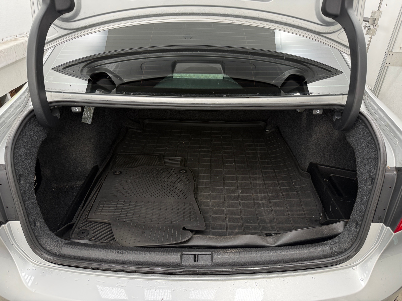 Thumbnail: 2015 Volkswagen Passat - 6