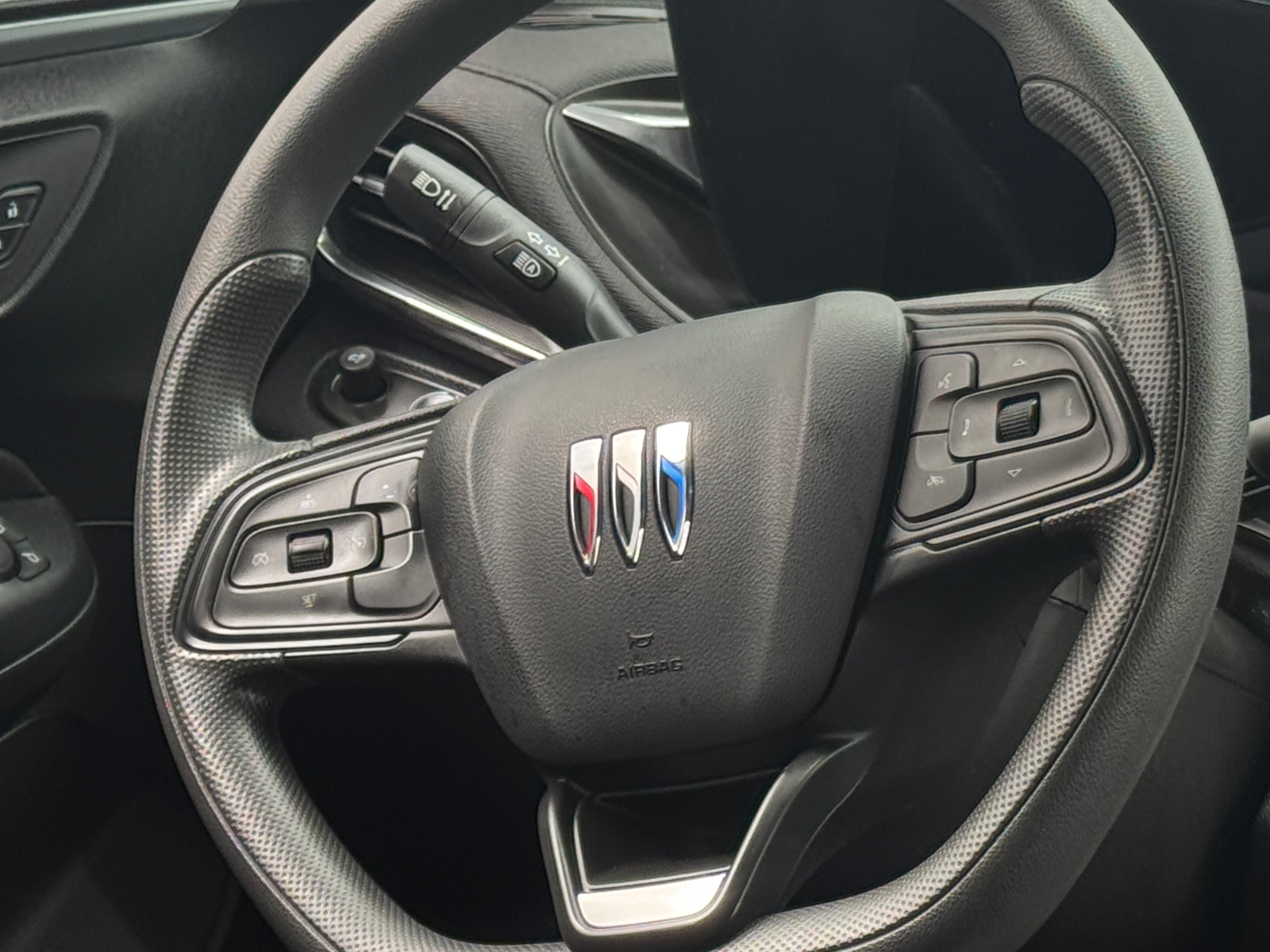 Thumbnail: 2025 Buick Envista - 4