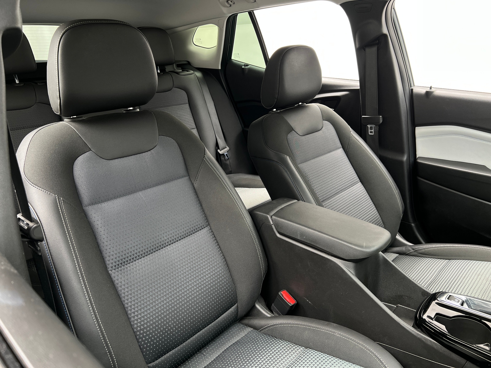 Thumbnail: 2025 Chevrolet Trax - 2