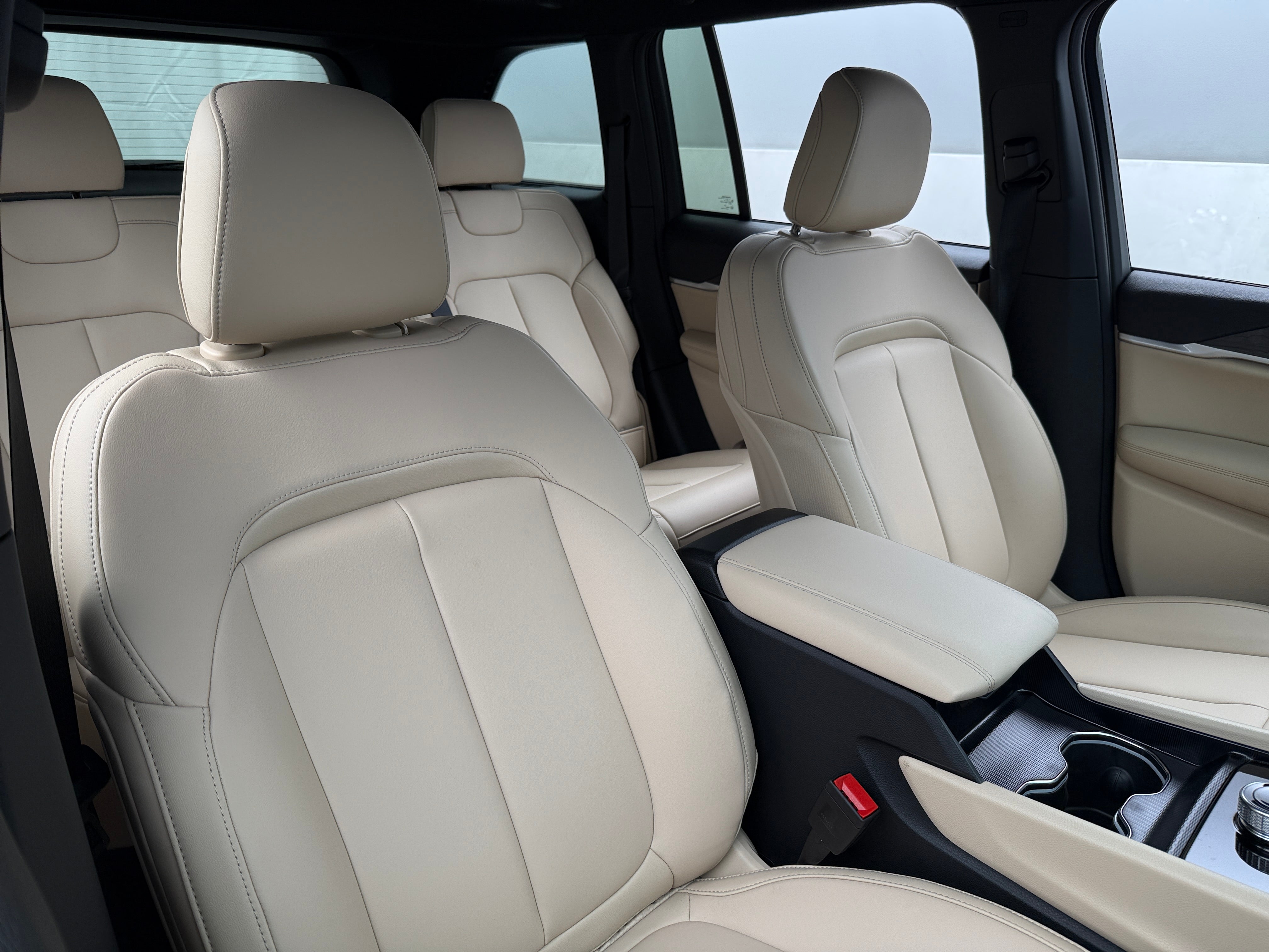 2026 Jeep Grand Cherokee's photo