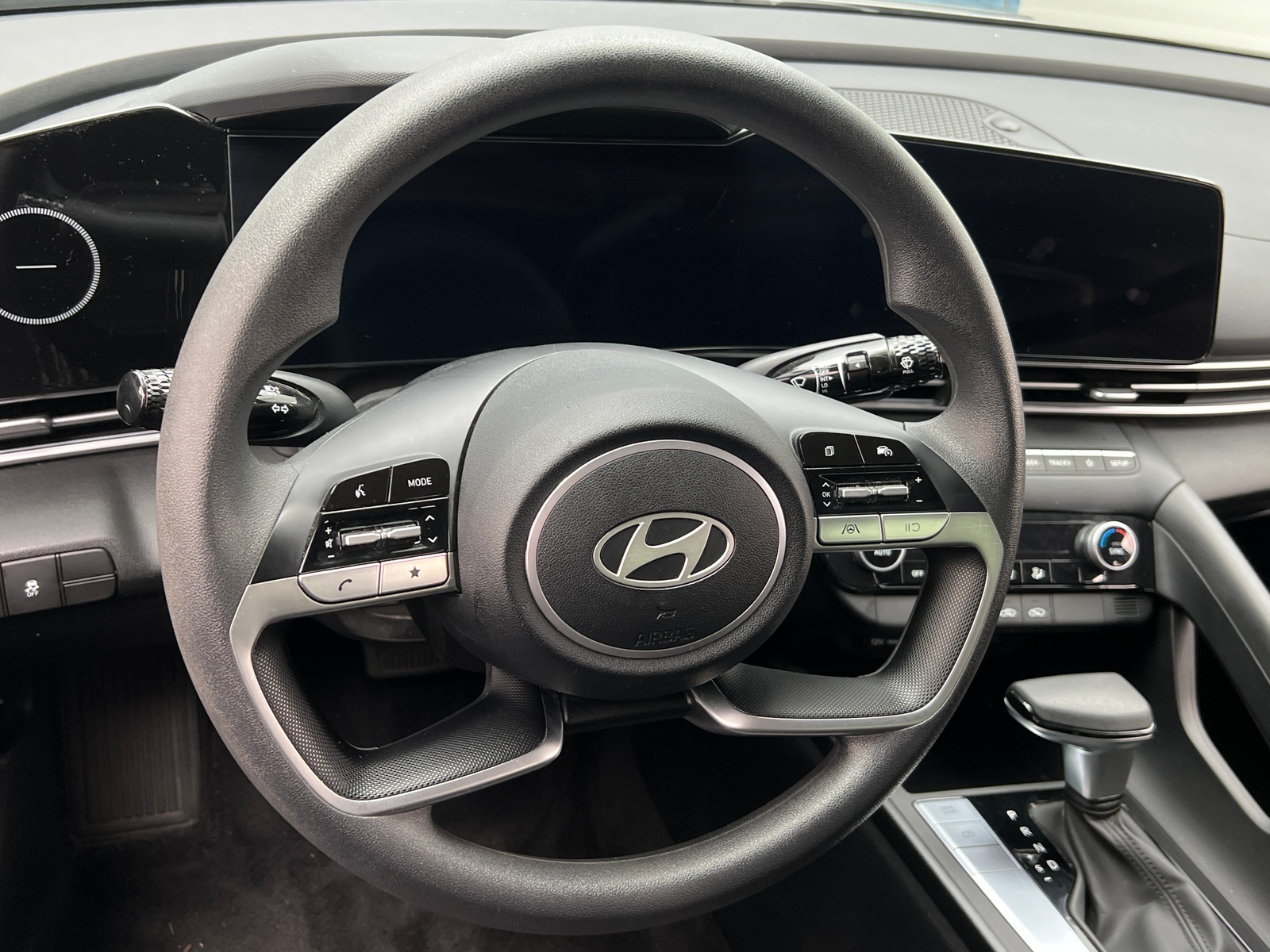 Thumbnail: 2024 Hyundai Elantra - 5