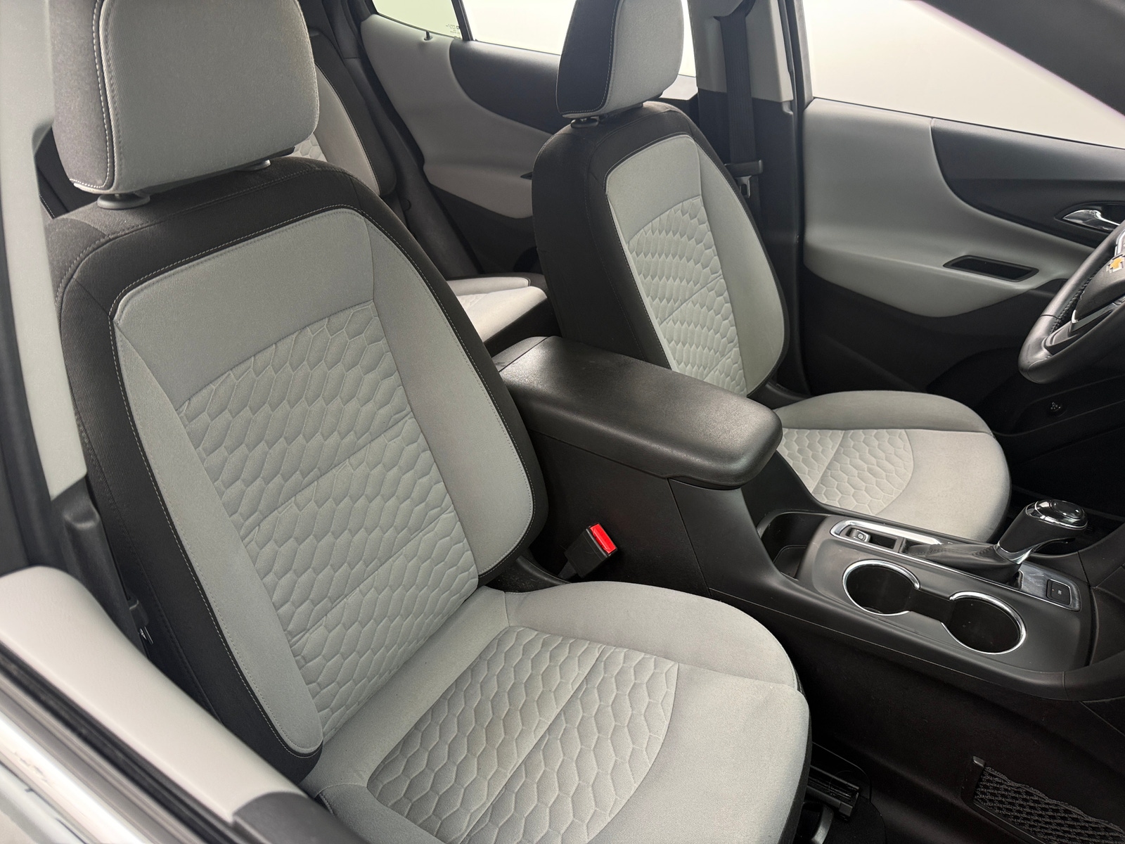 Thumbnail: 2018 Chevrolet Equinox - 2