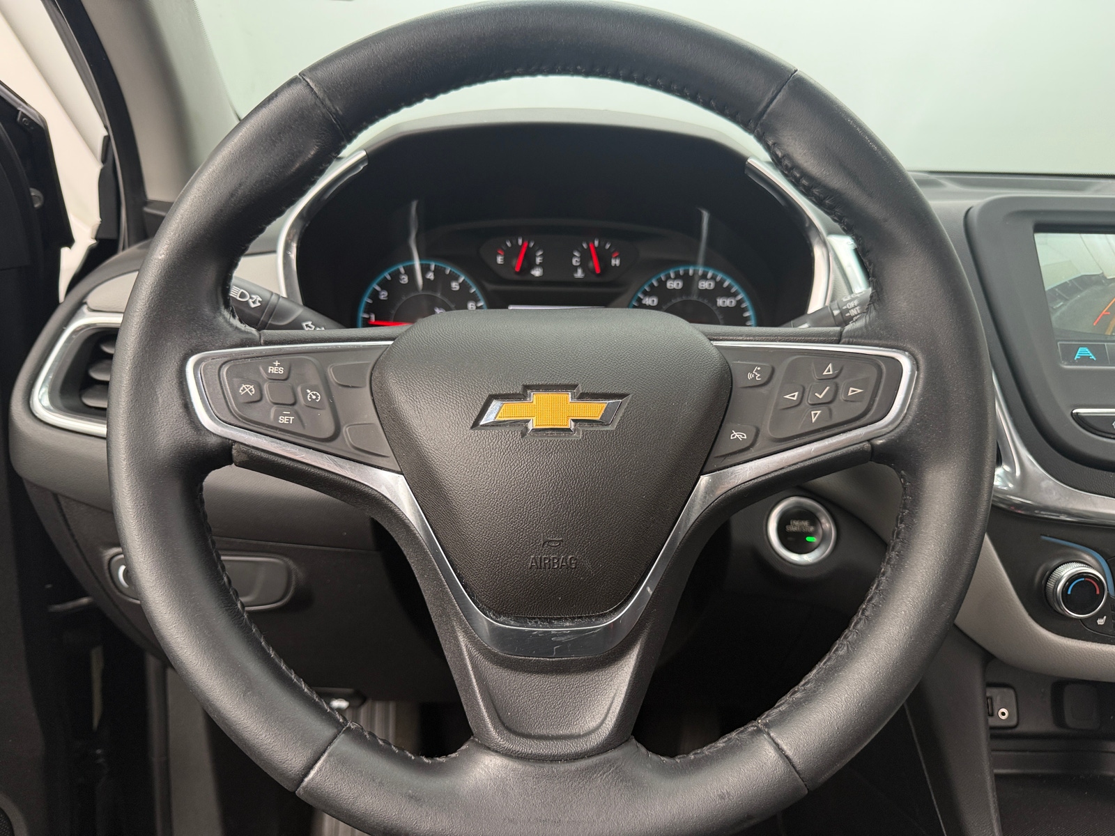 Thumbnail: 2018 Chevrolet Equinox - 5