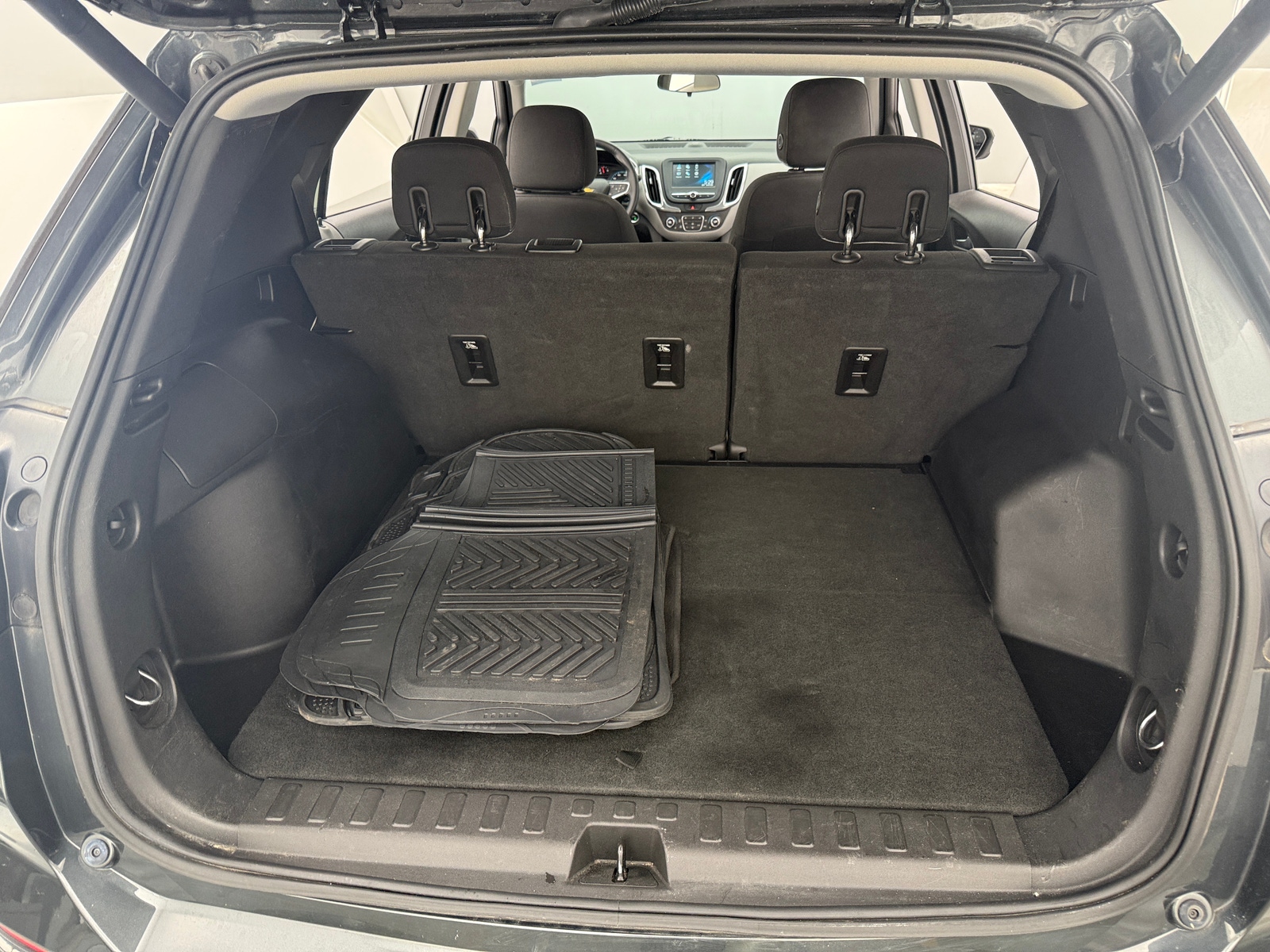Thumbnail: 2018 Chevrolet Equinox - 7