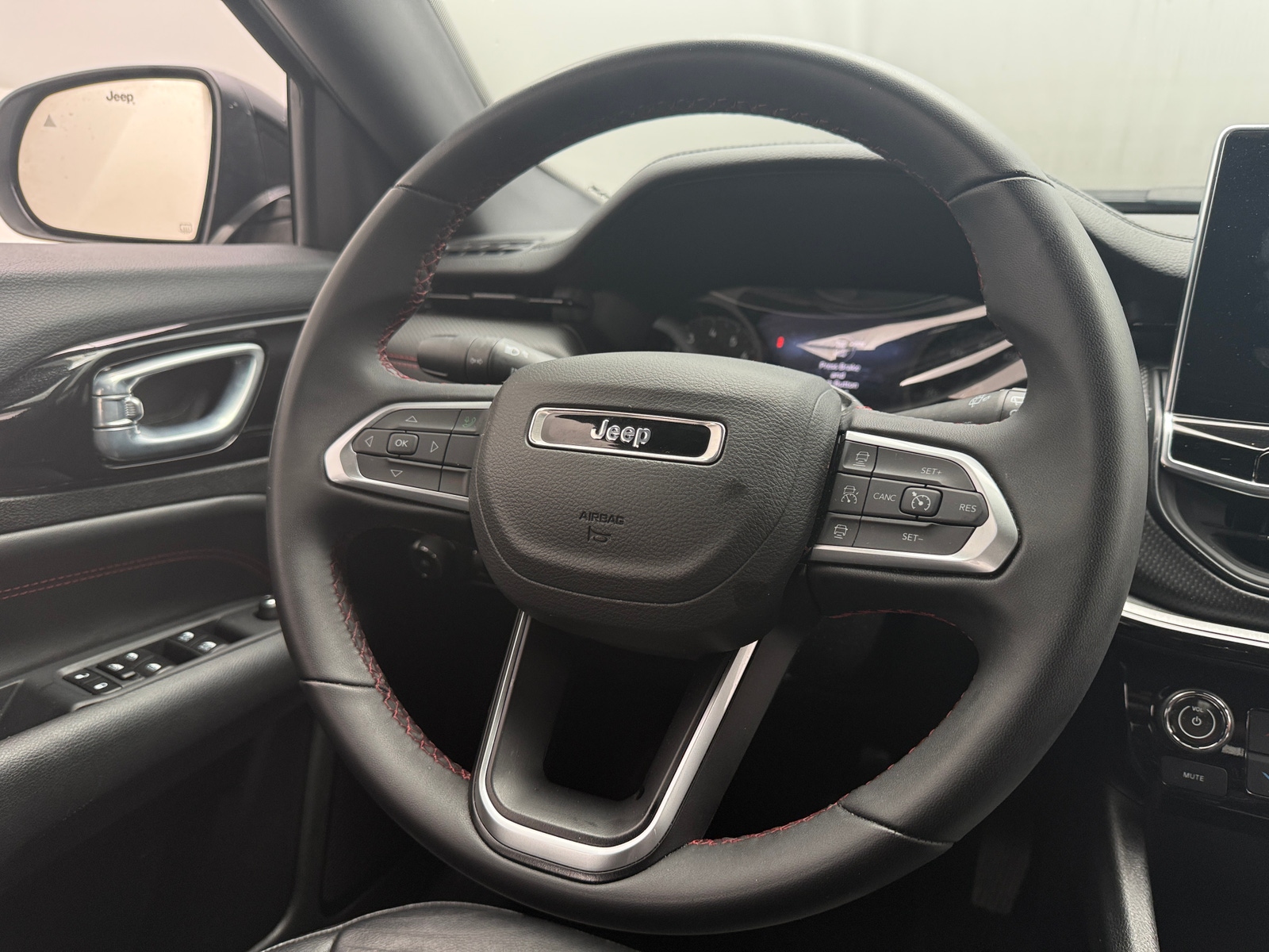 Thumbnail: 2025 Jeep Compass - 4