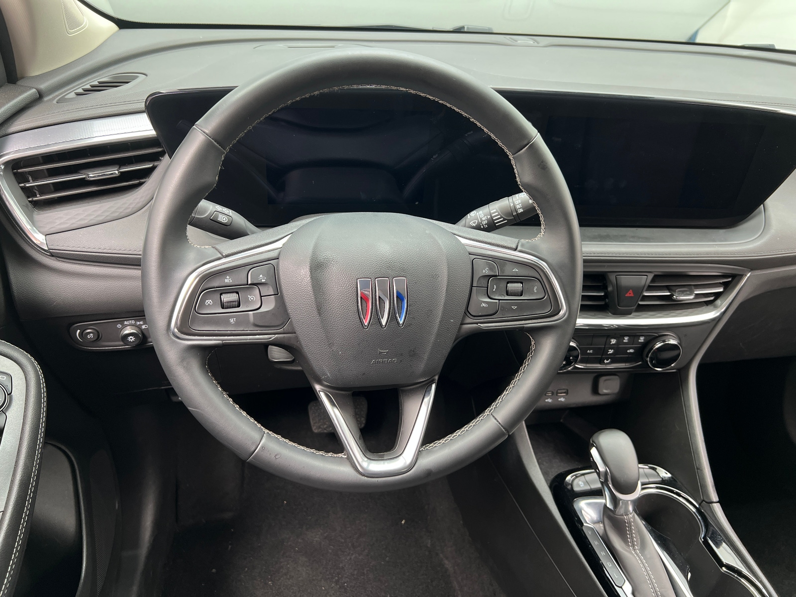 Thumbnail: 2025 Buick Encore GX - 4