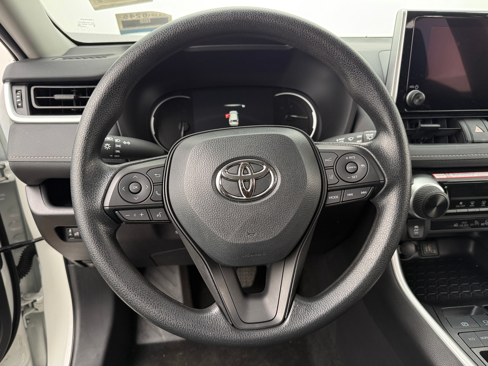 Thumbnail: 2025 Toyota RAV4 - 5
