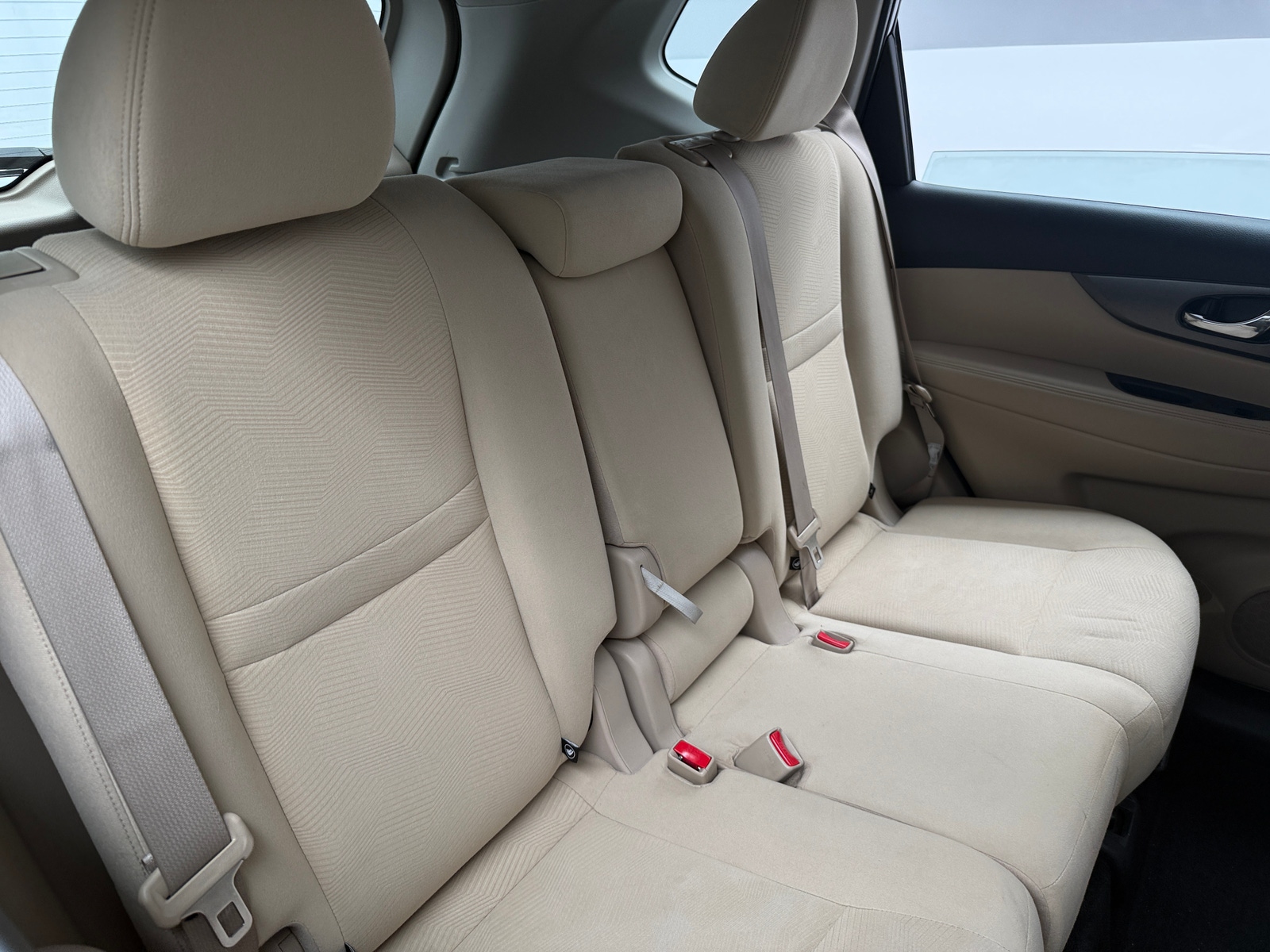 Thumbnail: 2016 Nissan Rogue - 6
