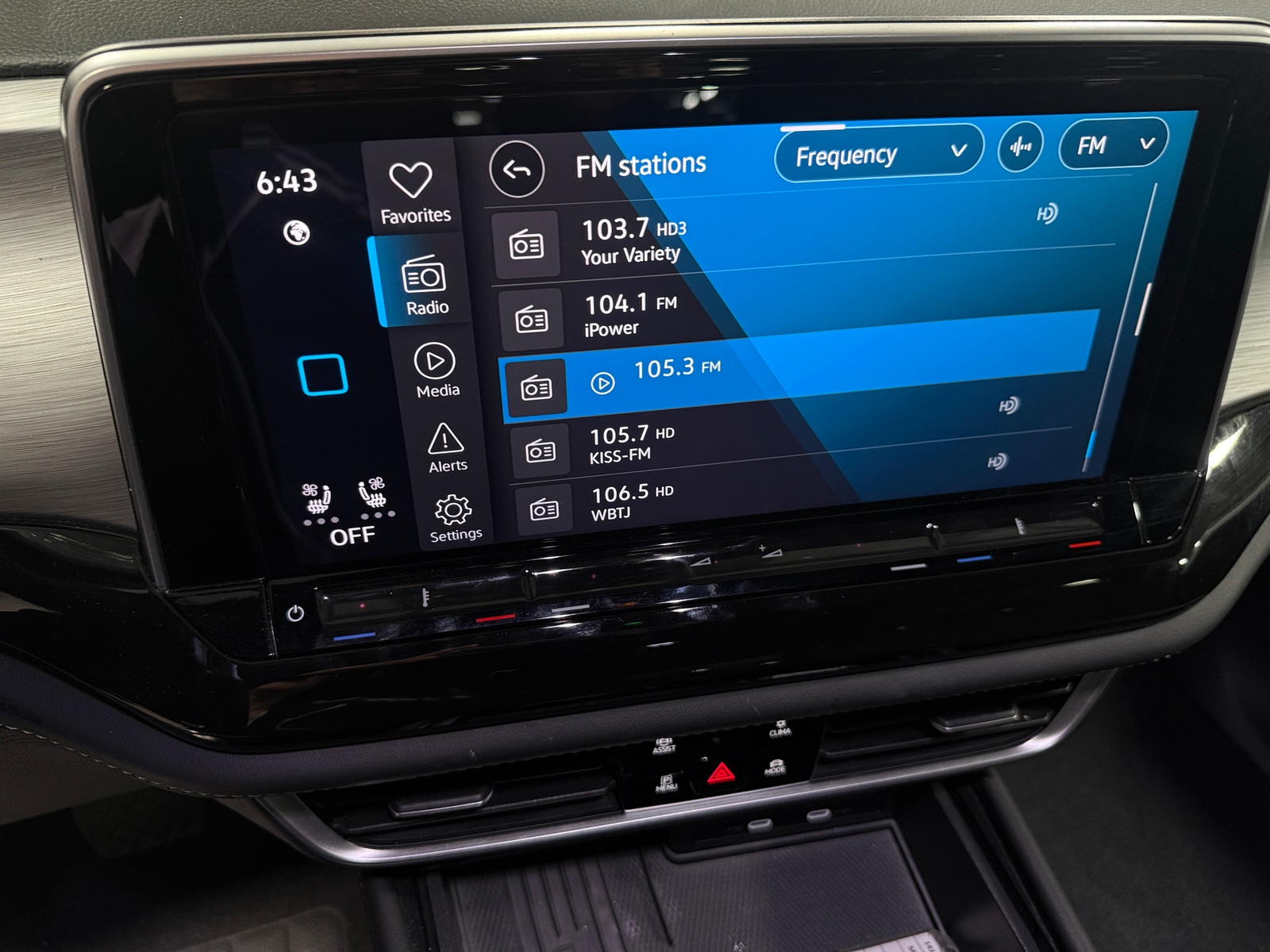 Thumbnail: 2025 Volkswagen Atlas - 3