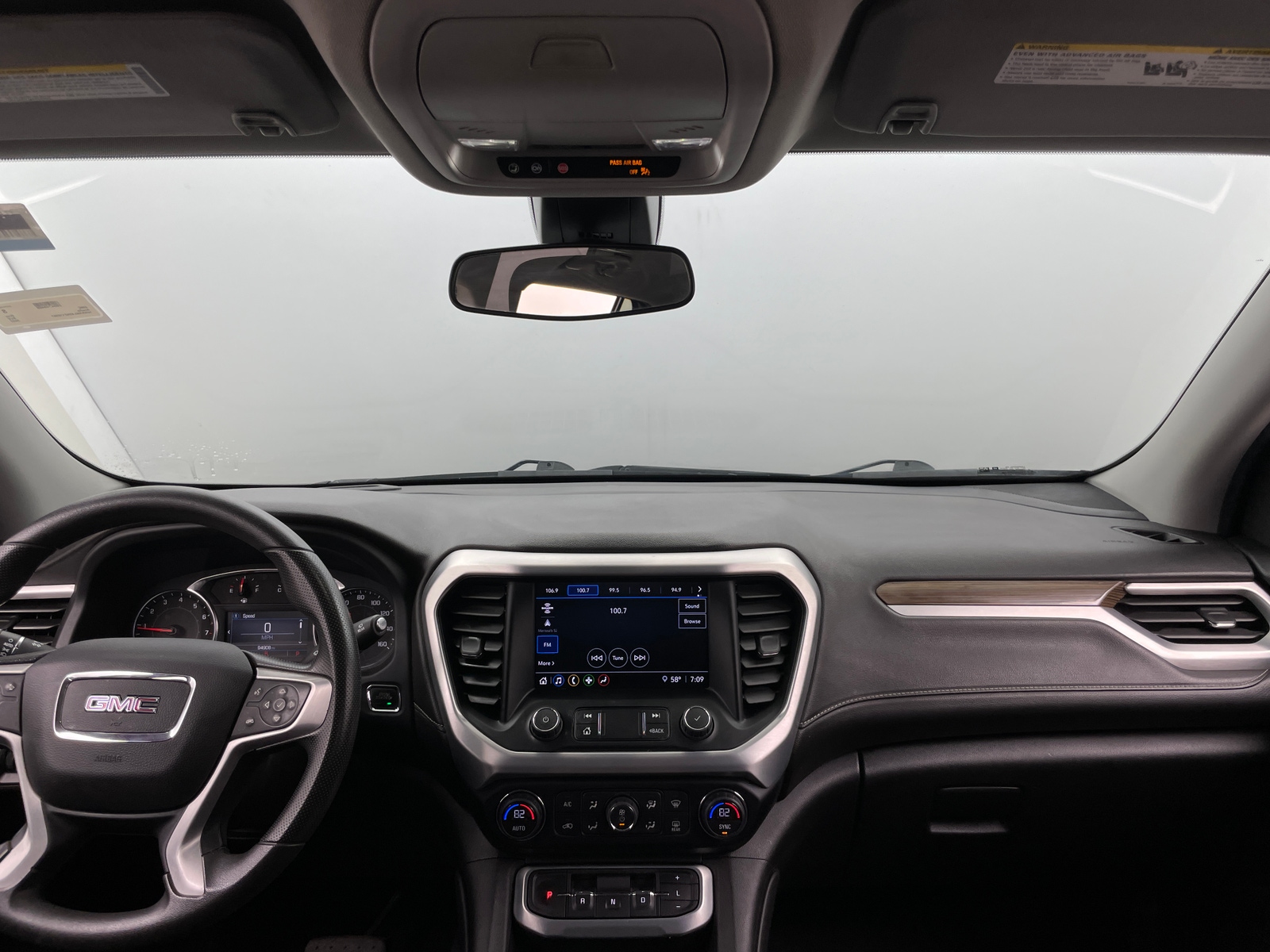 Thumbnail: 2022 GMC Acadia - 3