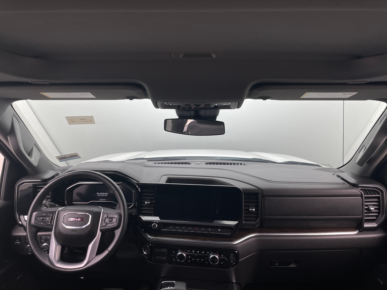 Thumbnail: 2025 GMC Sierra 1500 - 3