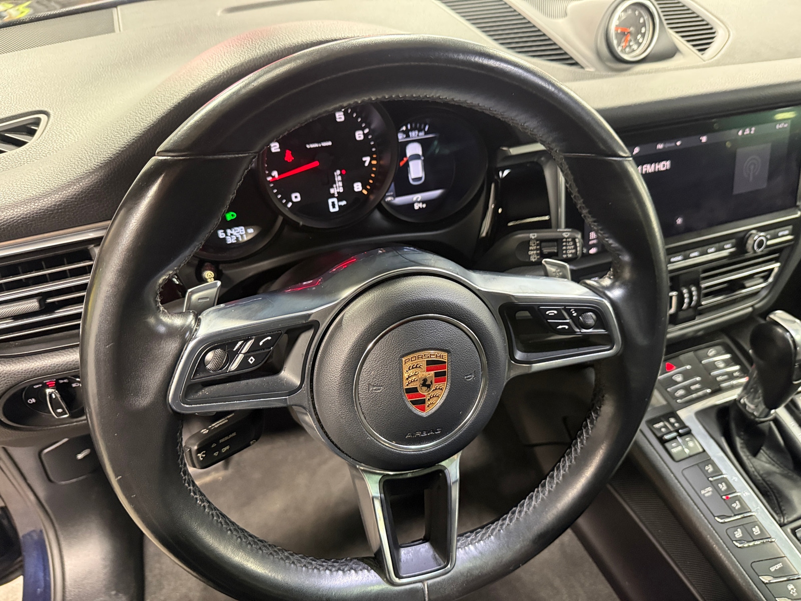 Thumbnail: 2019 Porsche Macan - 4