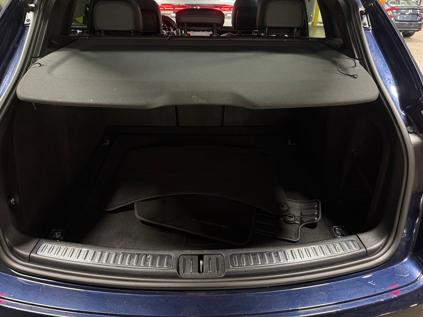 Thumbnail: 2019 Porsche Macan - 6