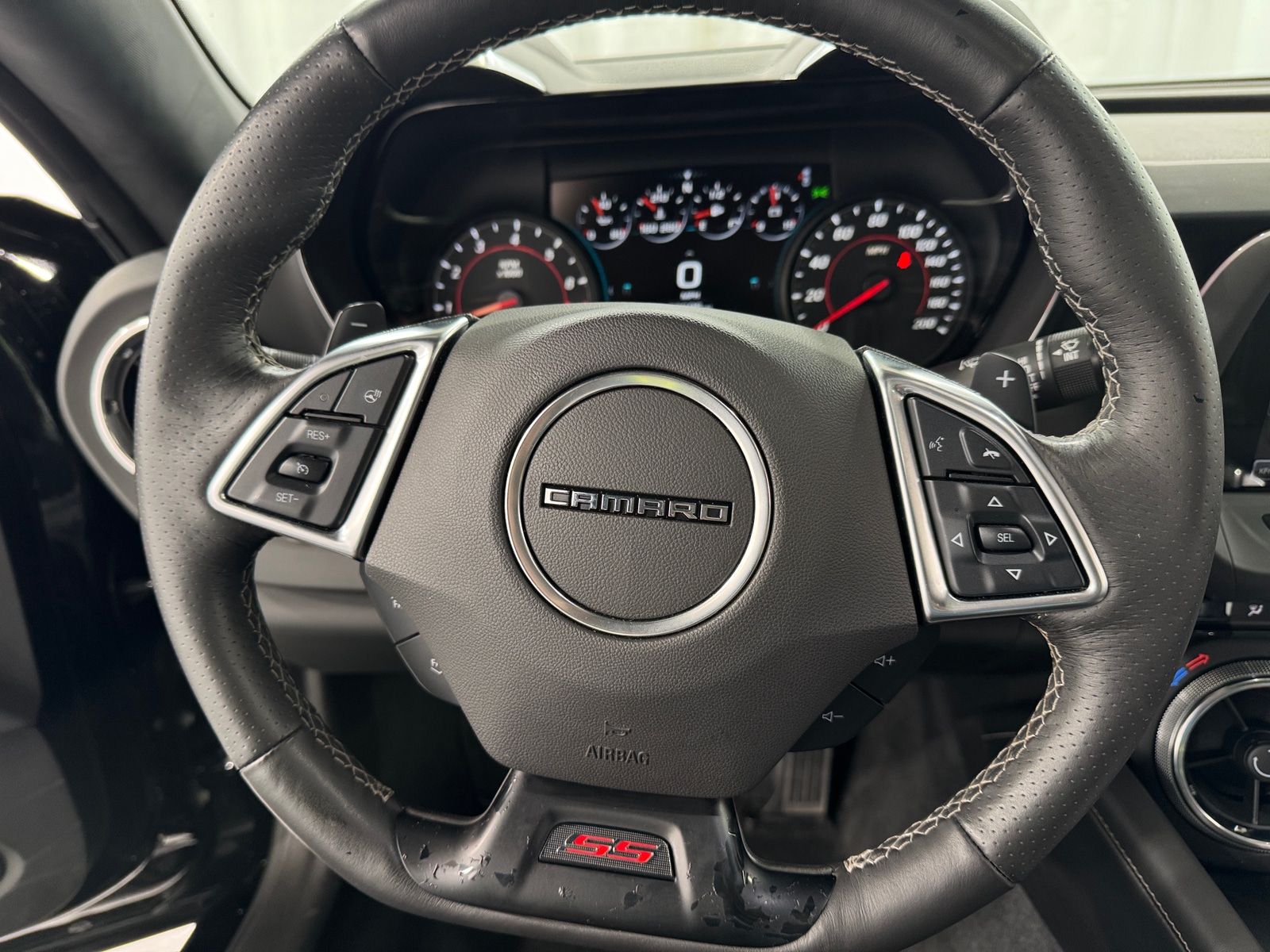 Thumbnail: 2018 Chevrolet Camaro - 3