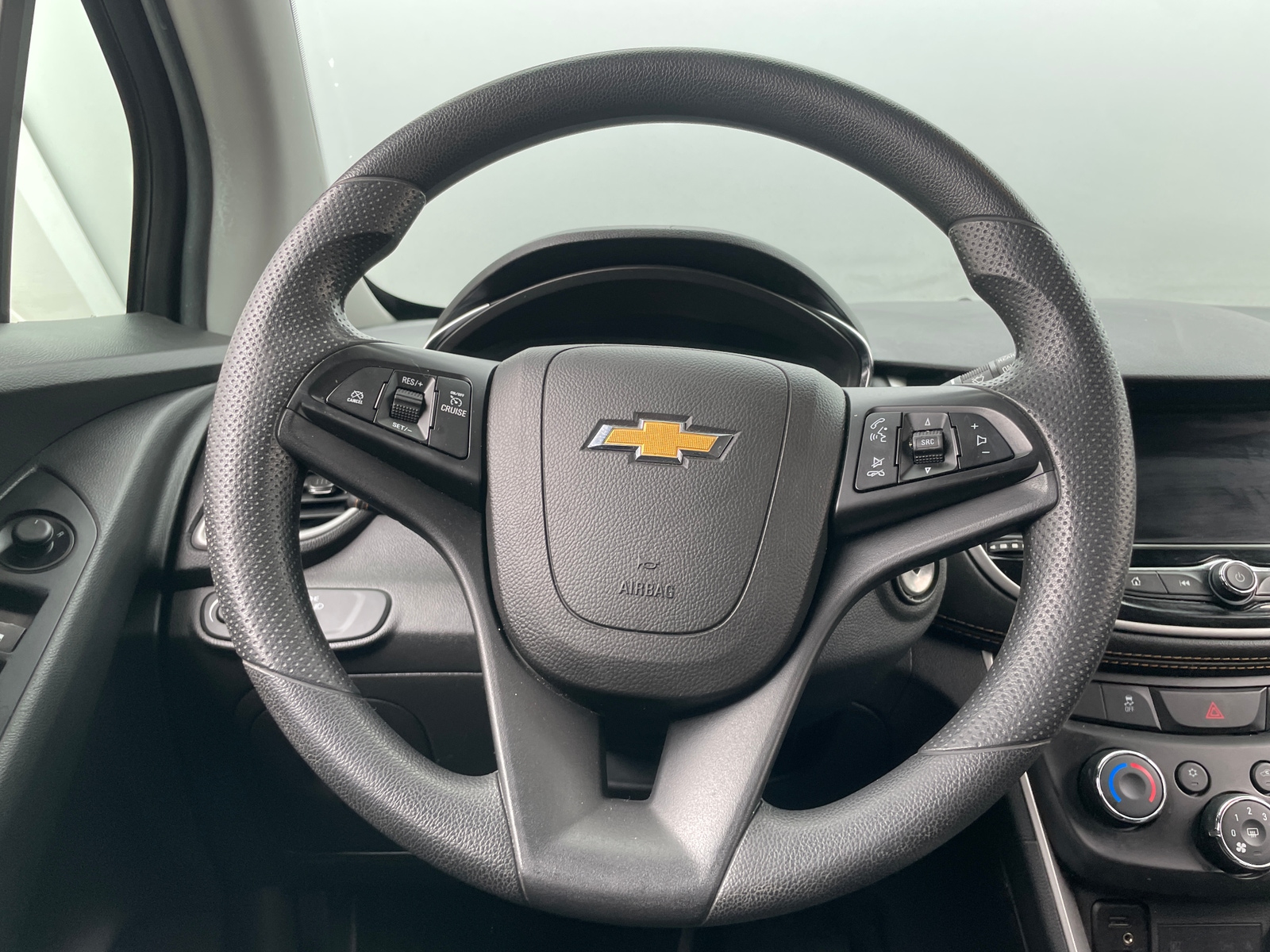 Thumbnail: 2021 Chevrolet Trax - 5