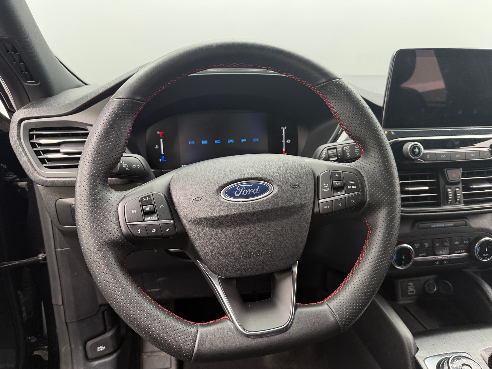 Thumbnail: 2025 Ford Escape - 4