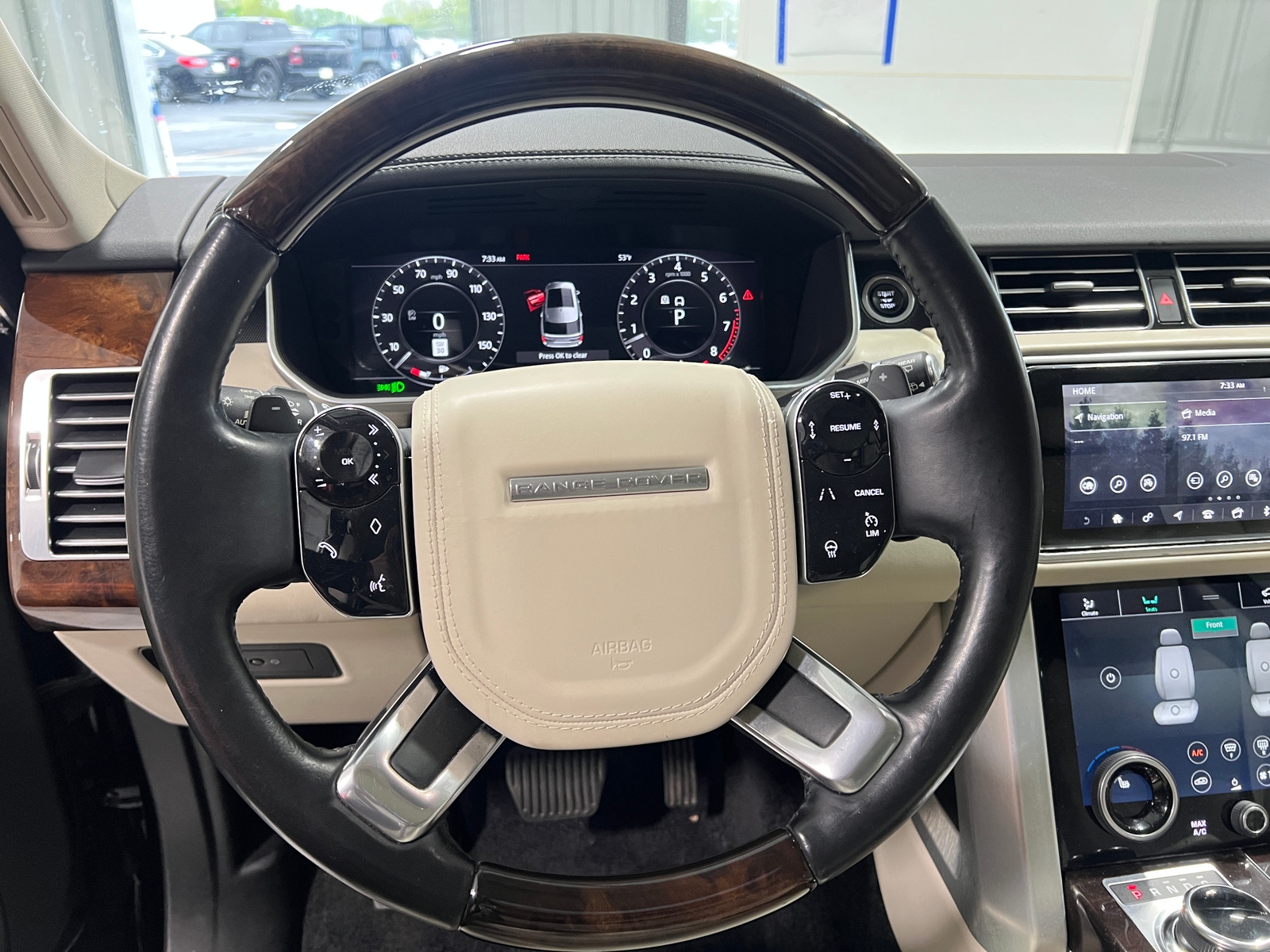 Thumbnail: 2020 Land Rover Range Rover - 4