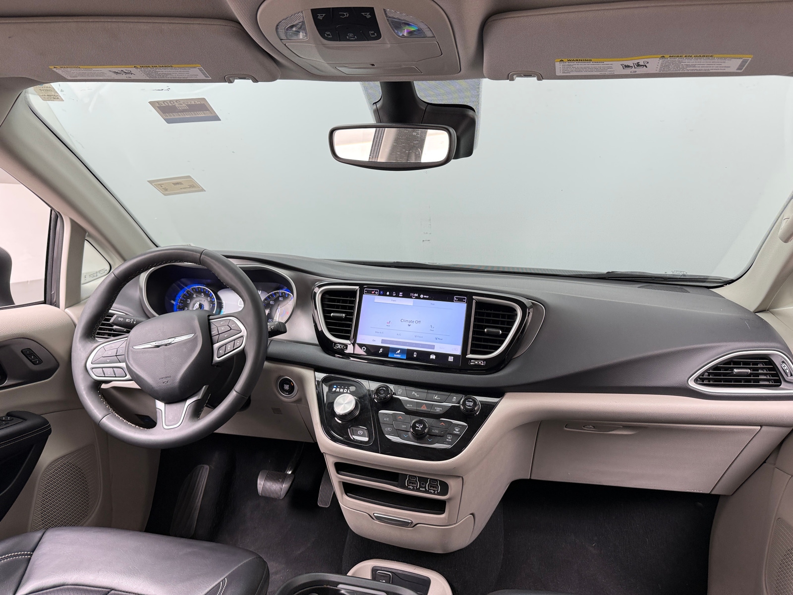 Thumbnail: 2023 Chrysler Pacifica - 2