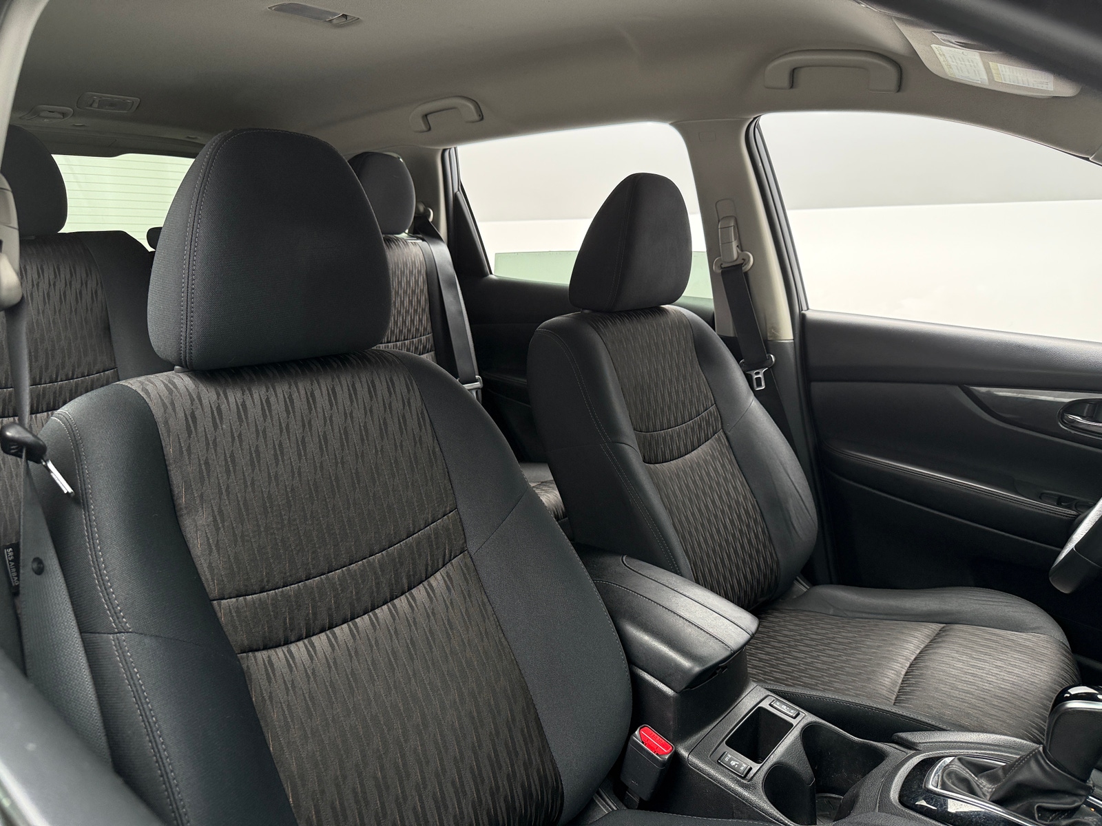 Thumbnail: 2017 Nissan Rogue - 2