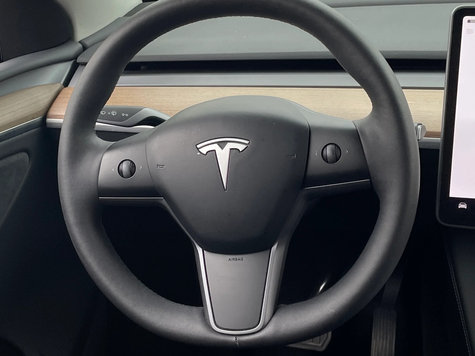 Thumbnail: 2023 Tesla Model Y - 4