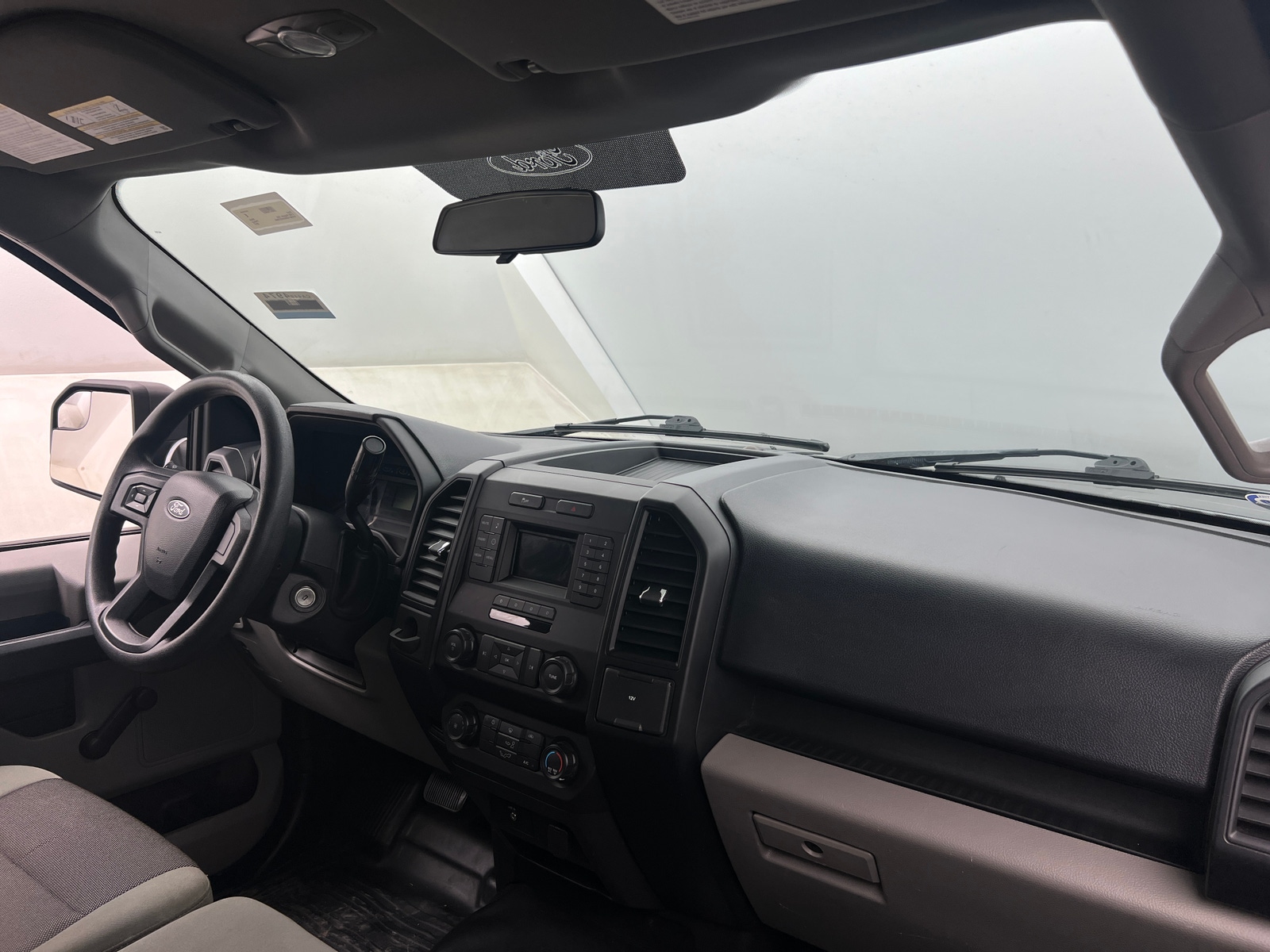 Thumbnail: 2017 Ford Econoline - 3