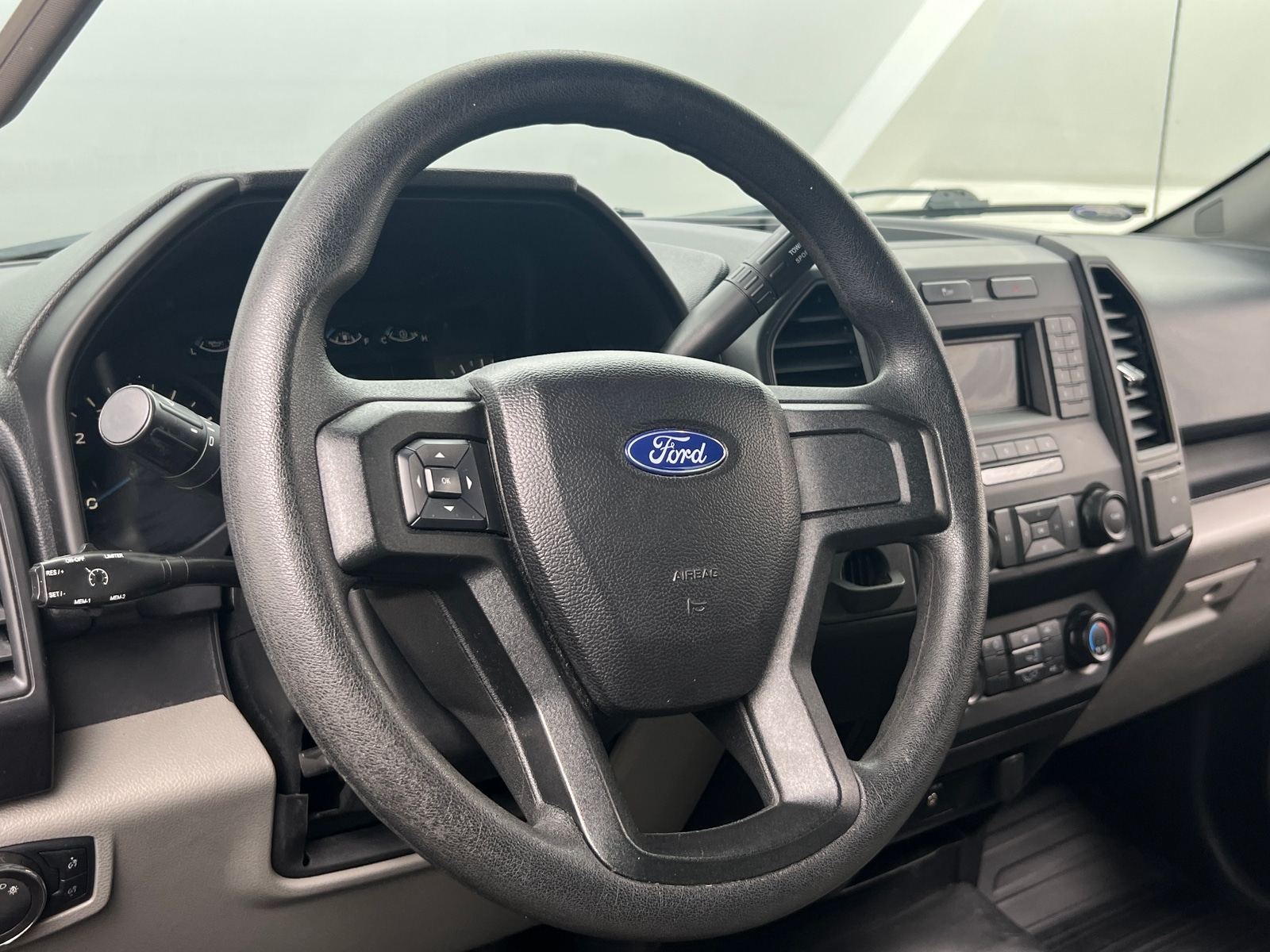 Thumbnail: 2017 Ford Econoline - 4