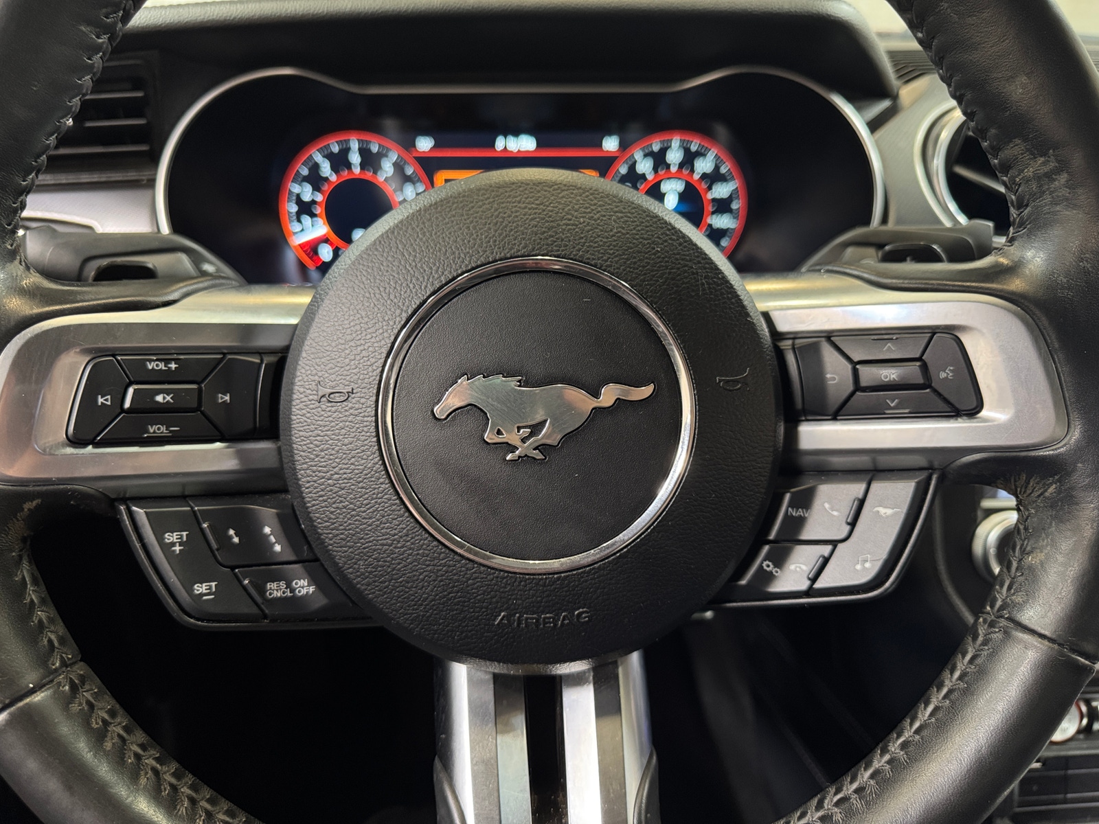 Thumbnail: 2019 Ford Mustang - 3