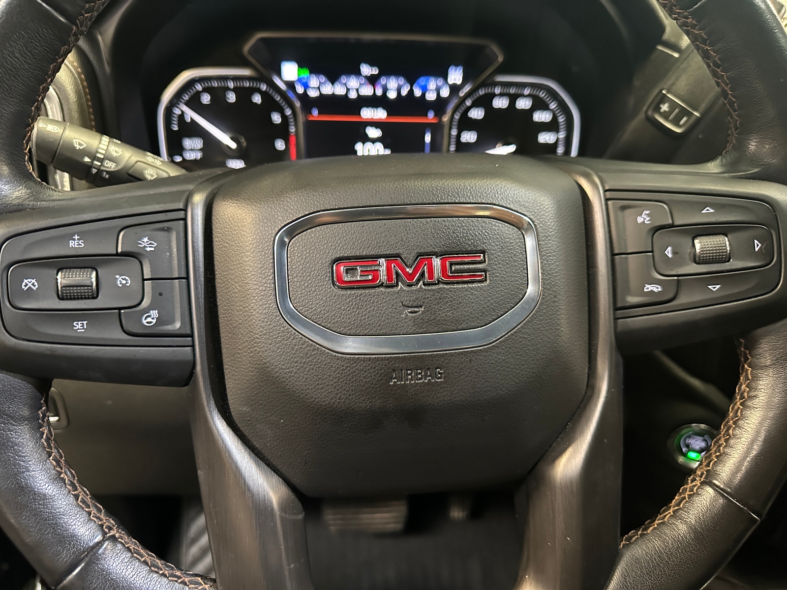 Thumbnail: 2020 GMC Sierra 1500 - 4