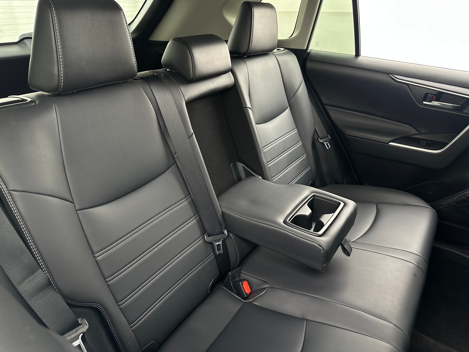 Thumbnail: 2020 Toyota RAV4 - 5