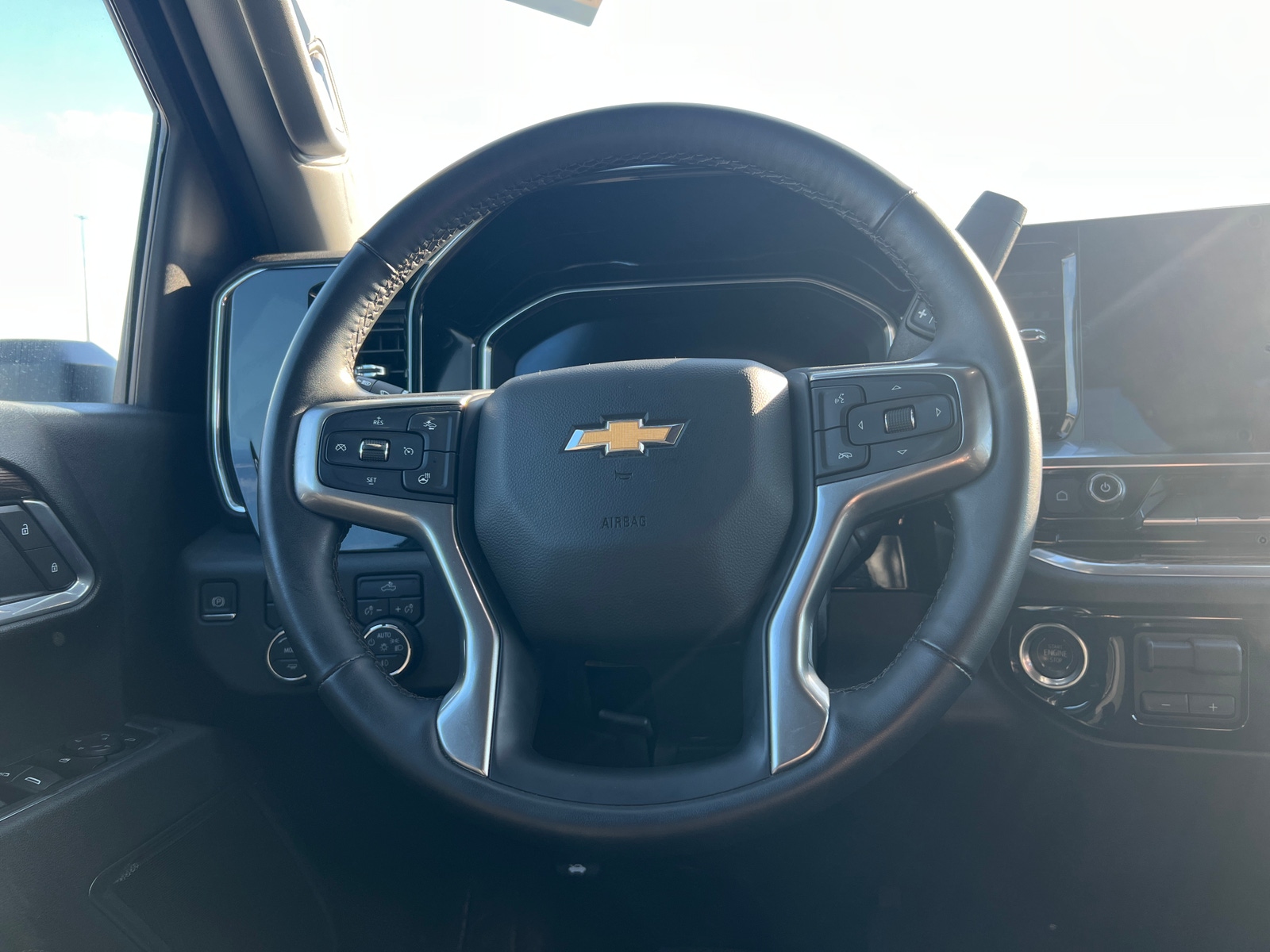 Thumbnail: 2025 Chevrolet Silverado 2500 - 5