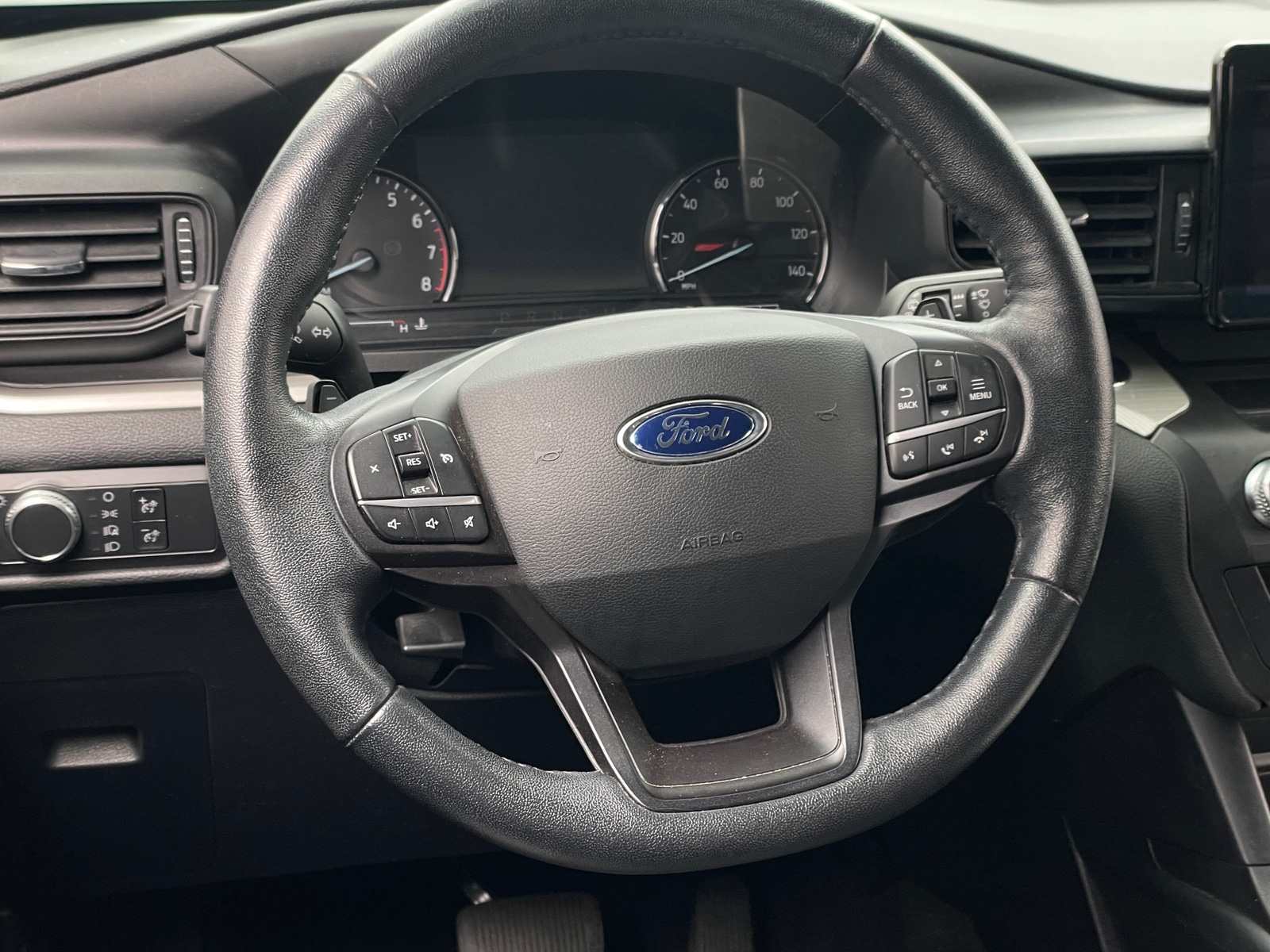 Thumbnail: 2020 Ford Explorer - 5