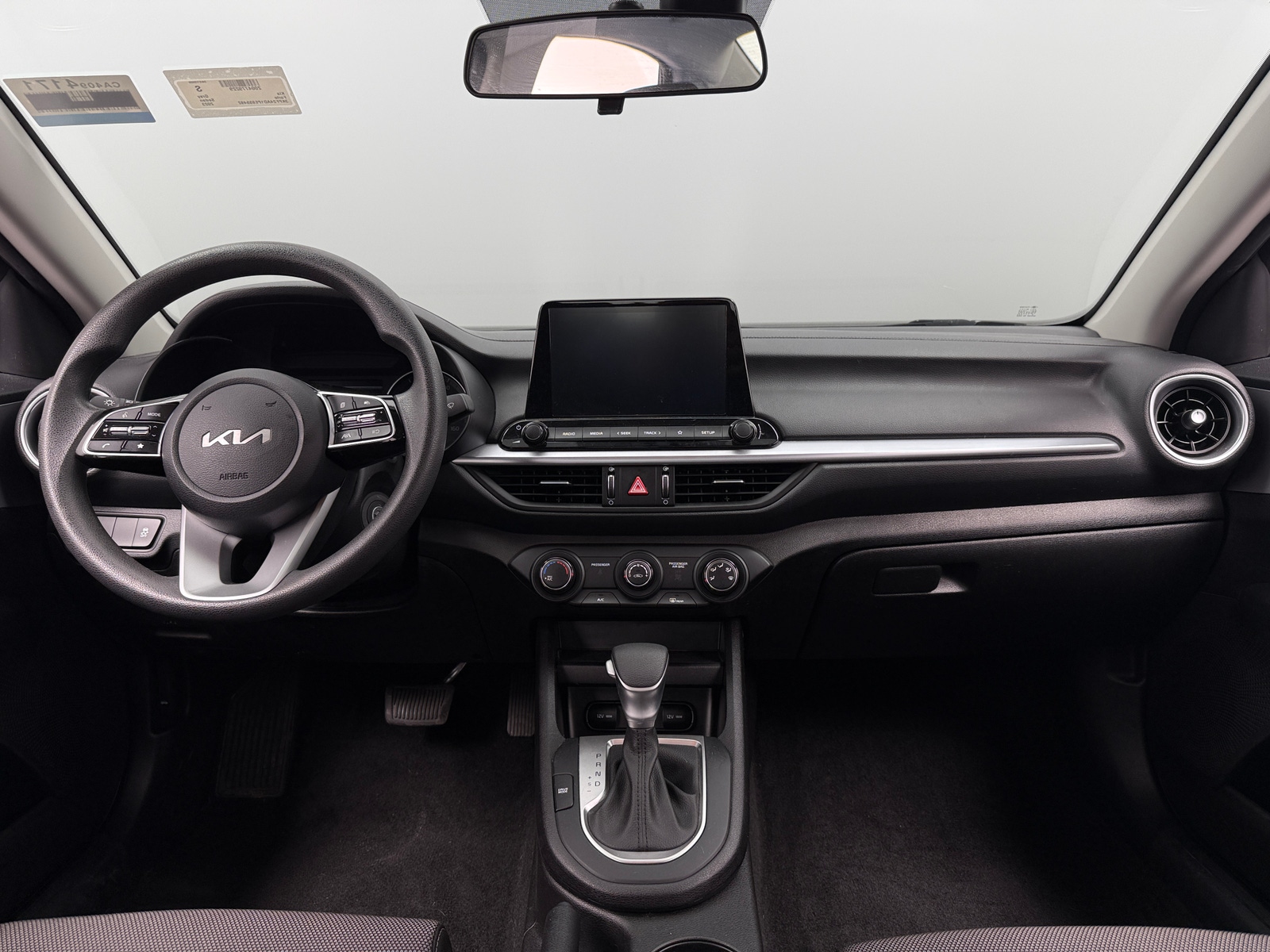 Thumbnail: 2023 Kia Forte - 3