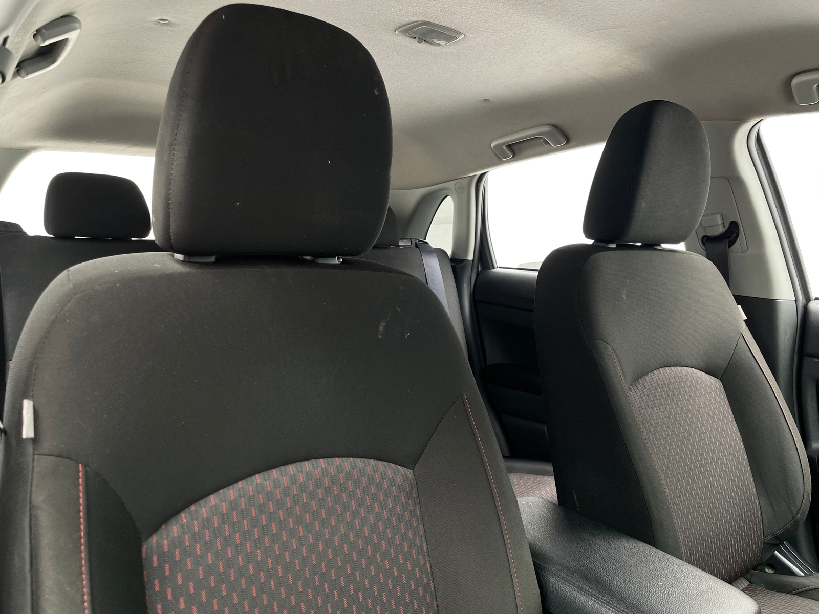 Thumbnail: 2019 Mitsubishi Outlander Sport - 2