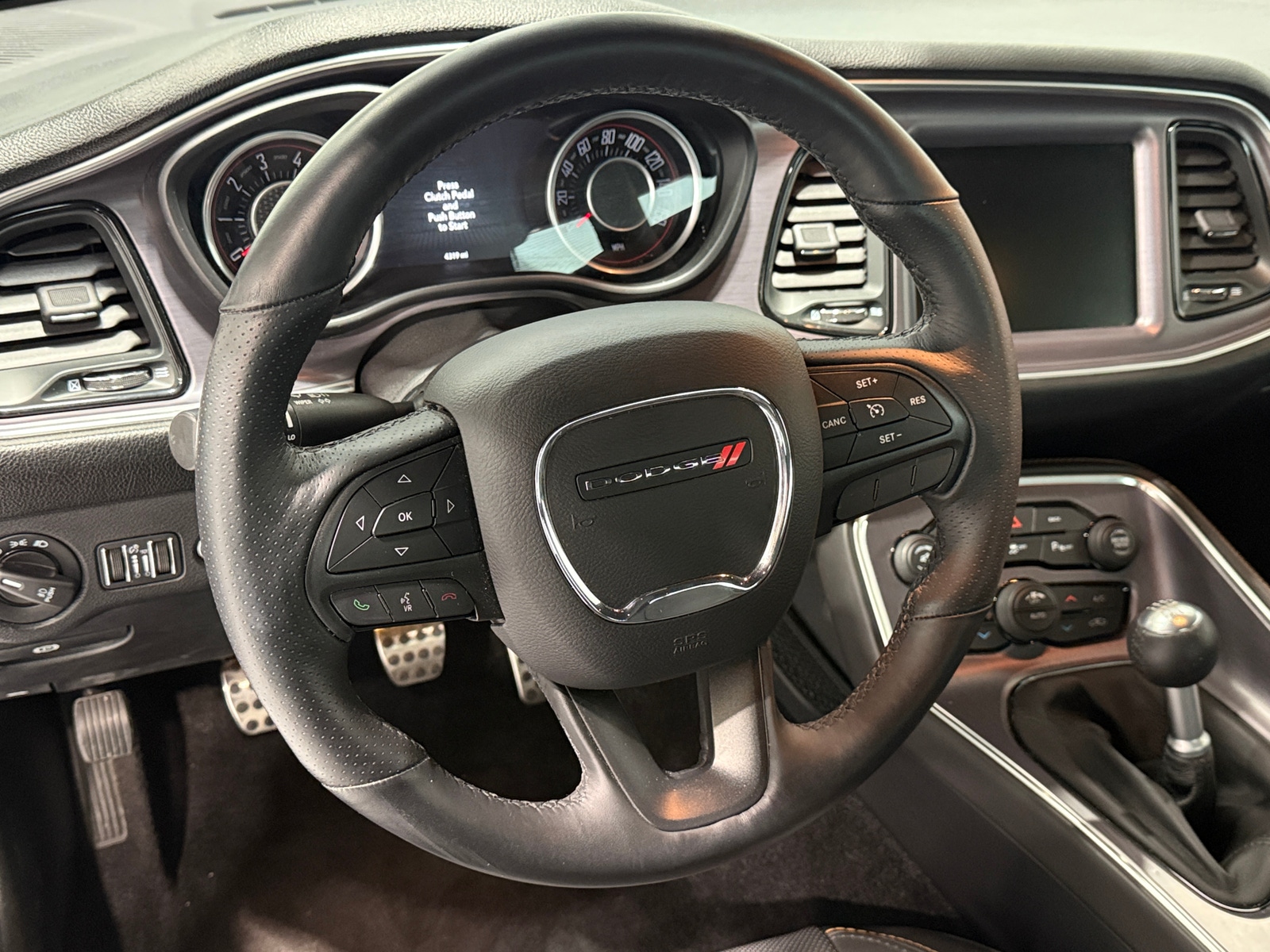 Thumbnail: 2016 Dodge Challenger - 3
