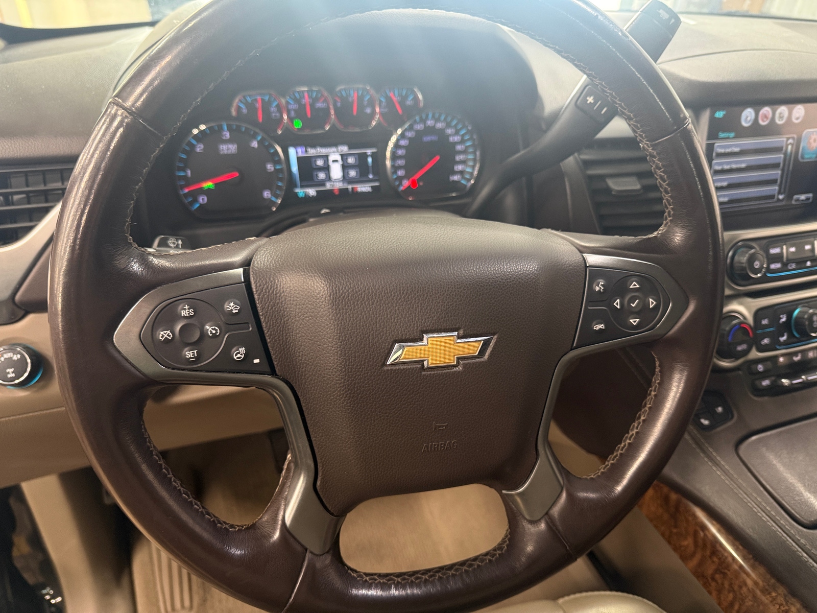 Thumbnail: 2020 Chevrolet Tahoe - 4
