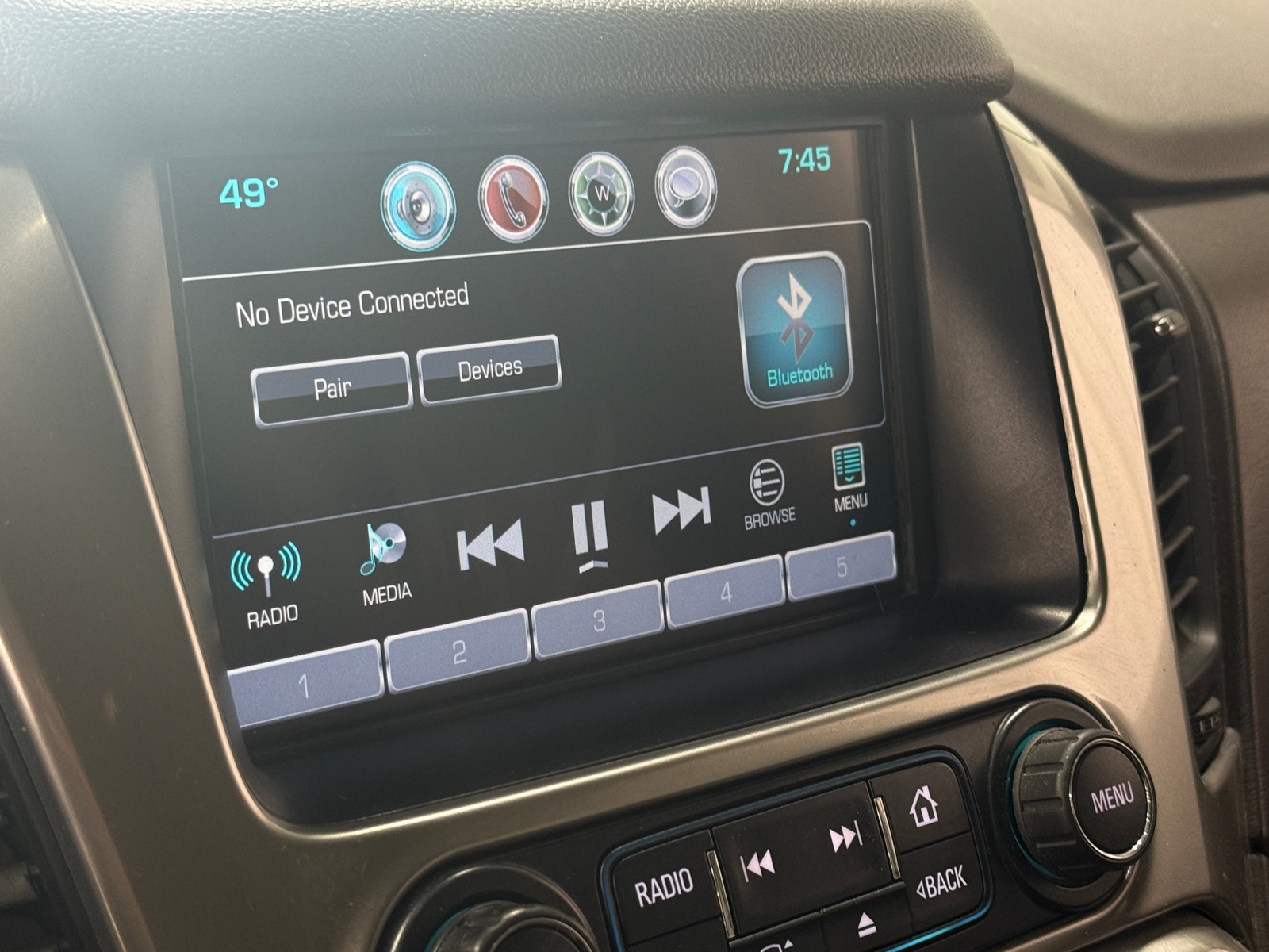 Thumbnail: 2020 Chevrolet Tahoe - 3