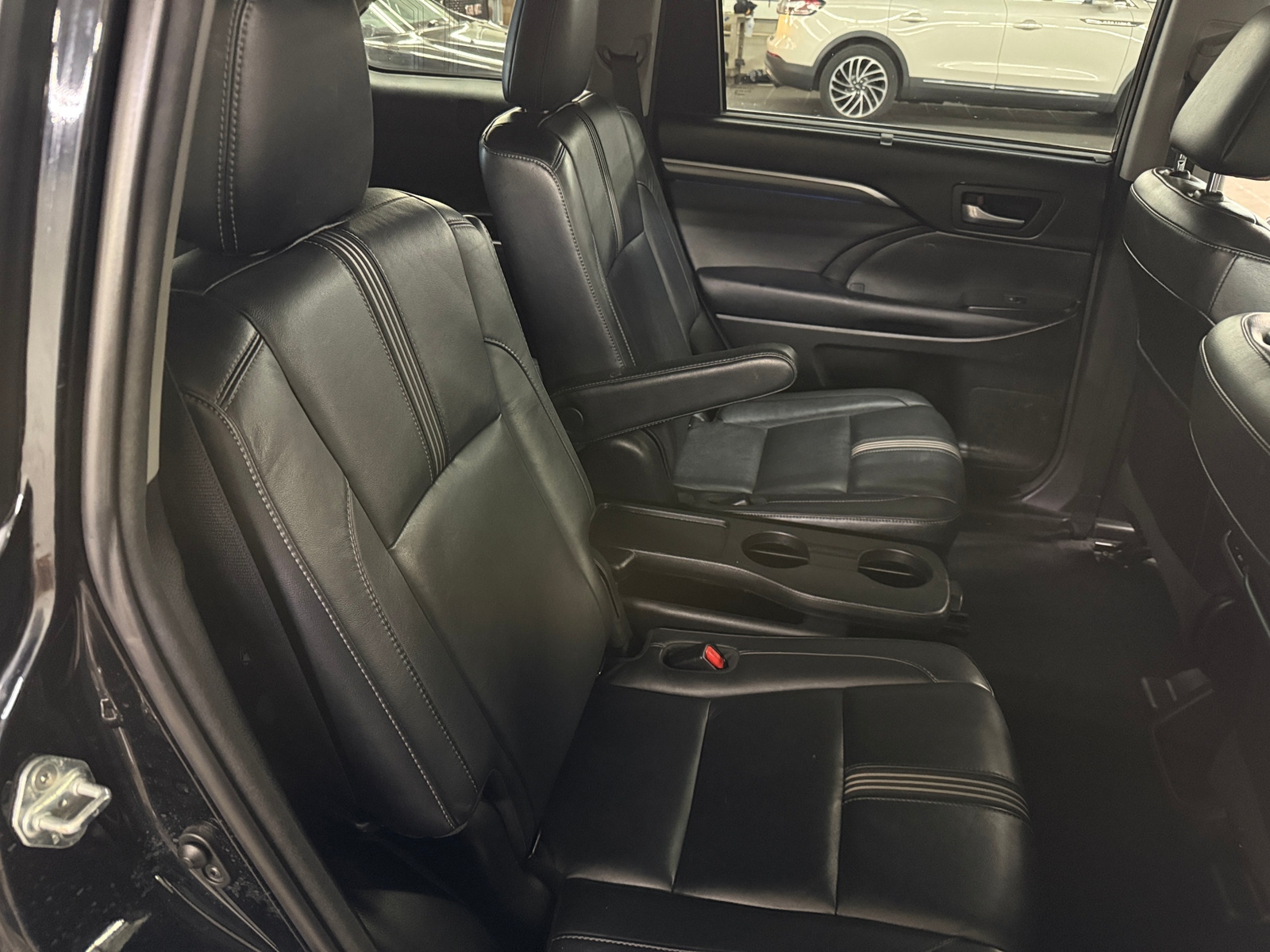 Thumbnail: 2018 Toyota Highlander - 5