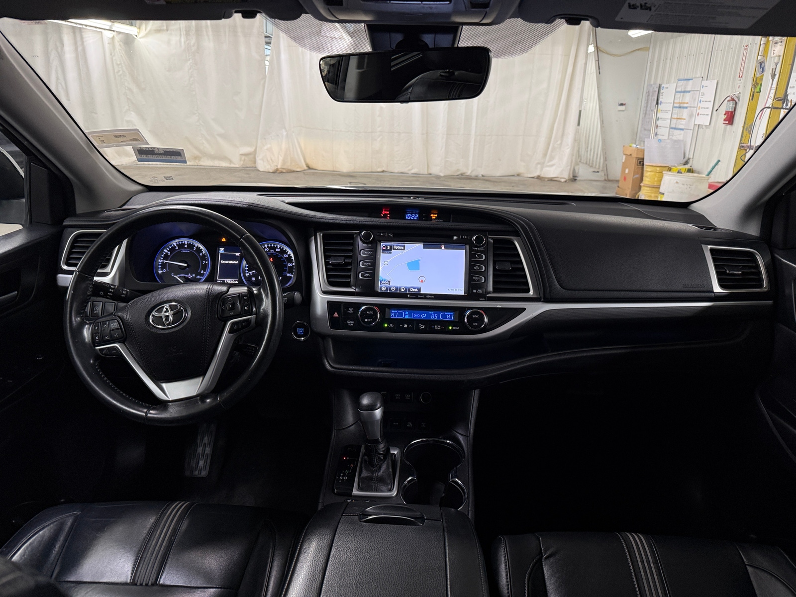 Thumbnail: 2018 Toyota Highlander - 2