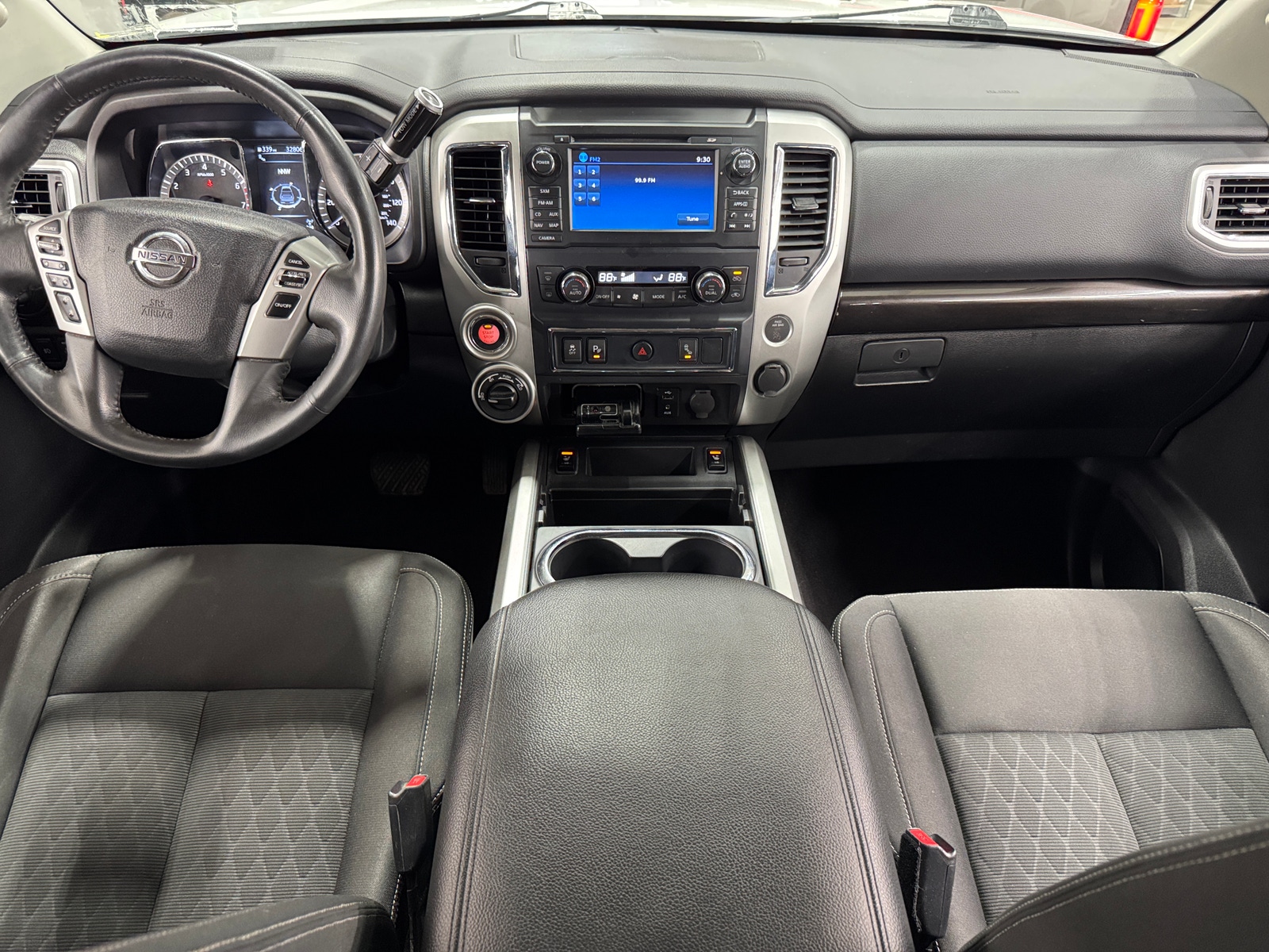 Thumbnail: 2017 Nissan Titan - 3