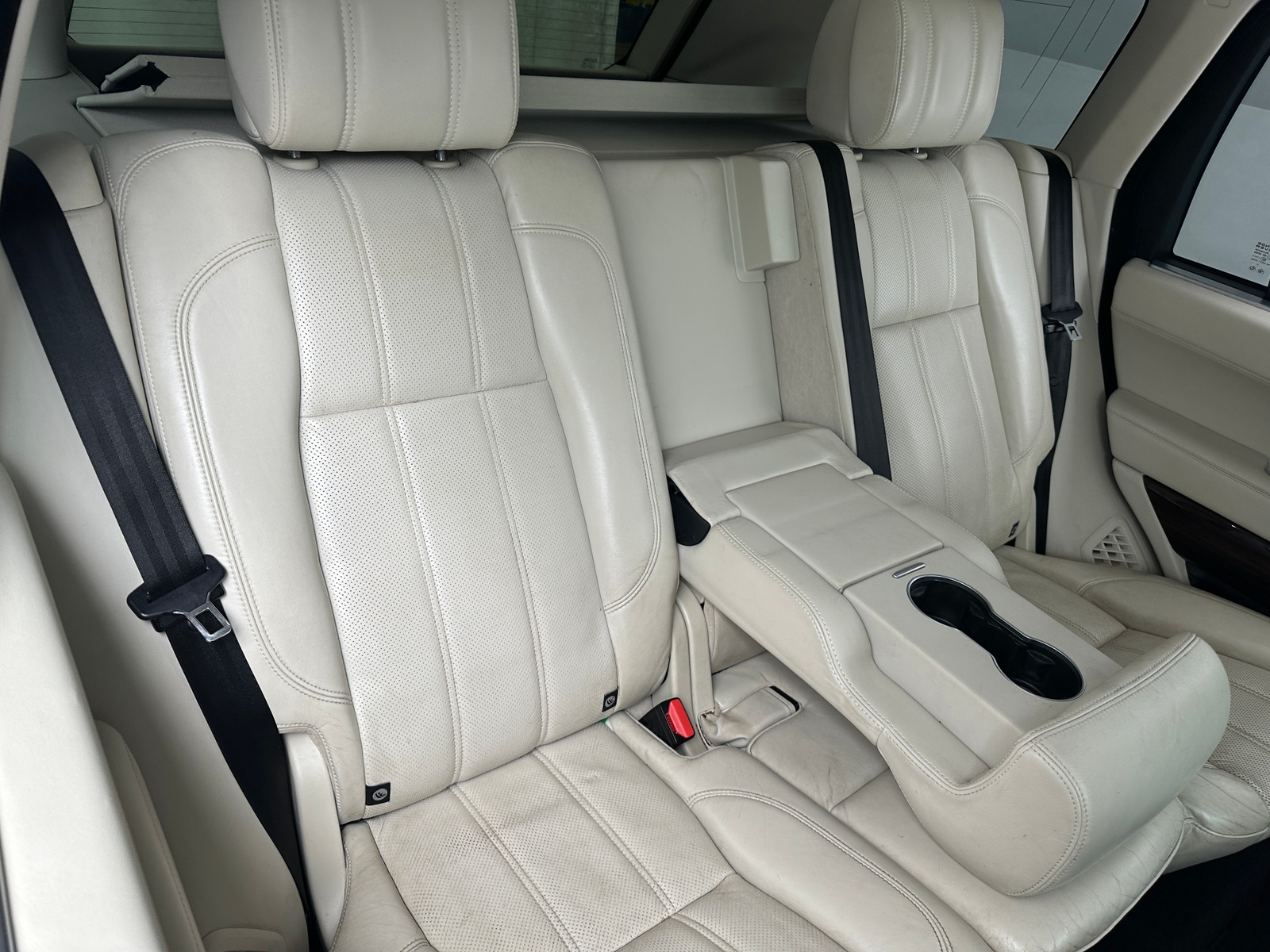 Thumbnail: 2015 Land Rover Range Rover - 5