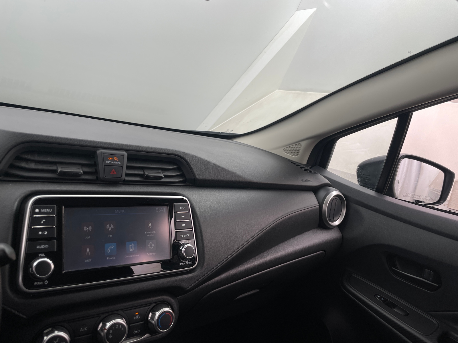 Thumbnail: 2022 Nissan Versa - 4
